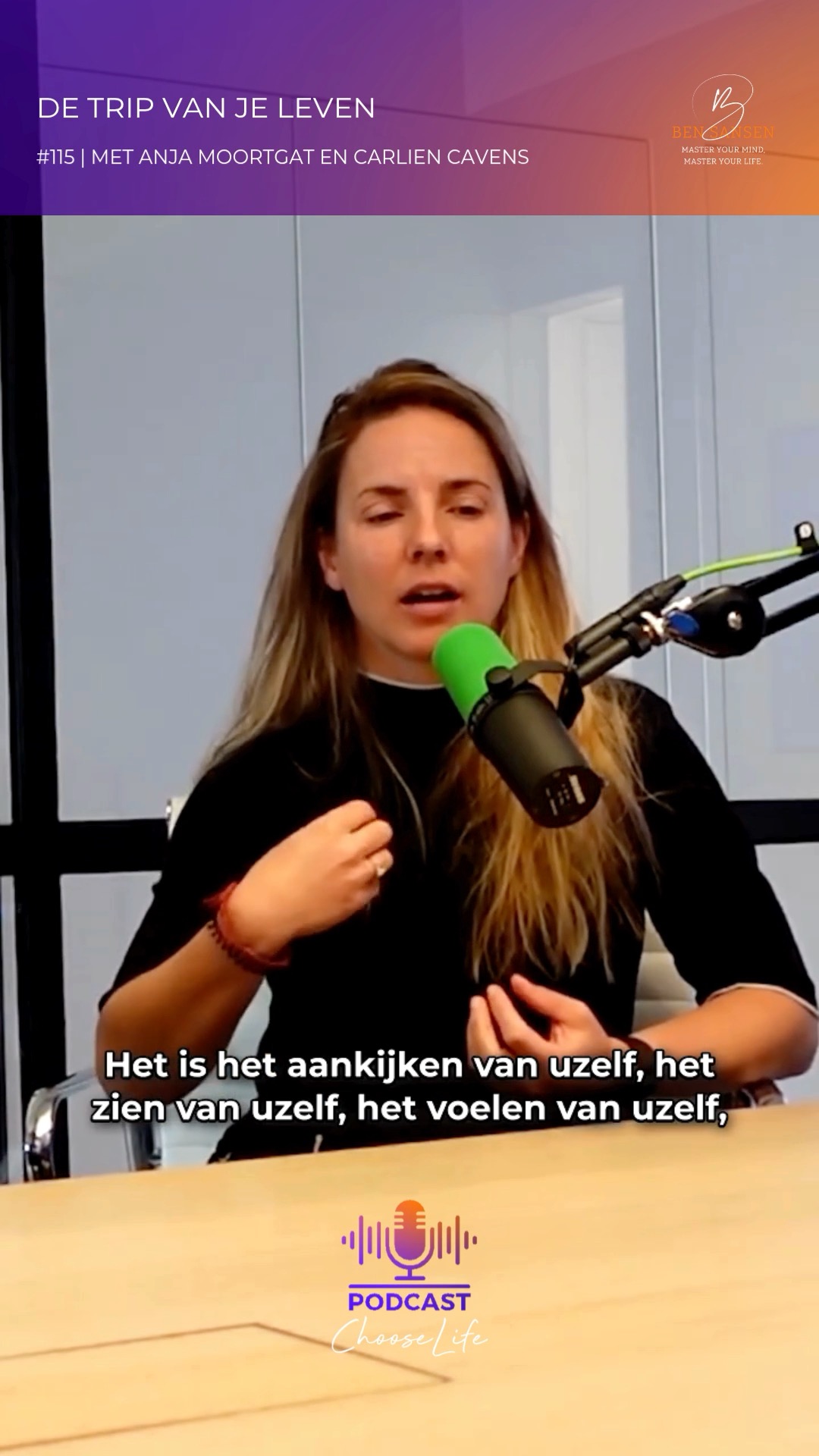 Psychedelica worden vaak gezien als een vlucht, als escapisme.
Maar volgens @carliencavens is het net het tegenovergestelde.
Niet weg van jezelf, maar meer verbinding met jezelf. 🫂
Niet ergens aan ontsnappen, maar net het diepe weten dat je verbonden bent met iets dat veel groter is dan jezelf.
Beluister nu aflevering 115 van de Choose Life podcast! 🎧
#ChooseLife #BenSansen #CarlienCavens #AnjaMoortgat #mentalegezondheidheid #podcast #psychedelica