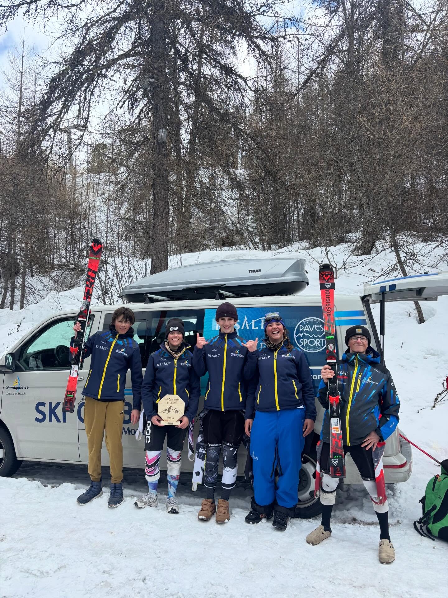 Finale coupe d’argent U16! Merci au club des Orres pour l’organisation. Bravo à toute la team pour cette belle saison. Ticia termine 3ème, Jeanne 7ème, Ludo 10ème, Ethan et Bodhi malheureusement DNF.
💪👏👌