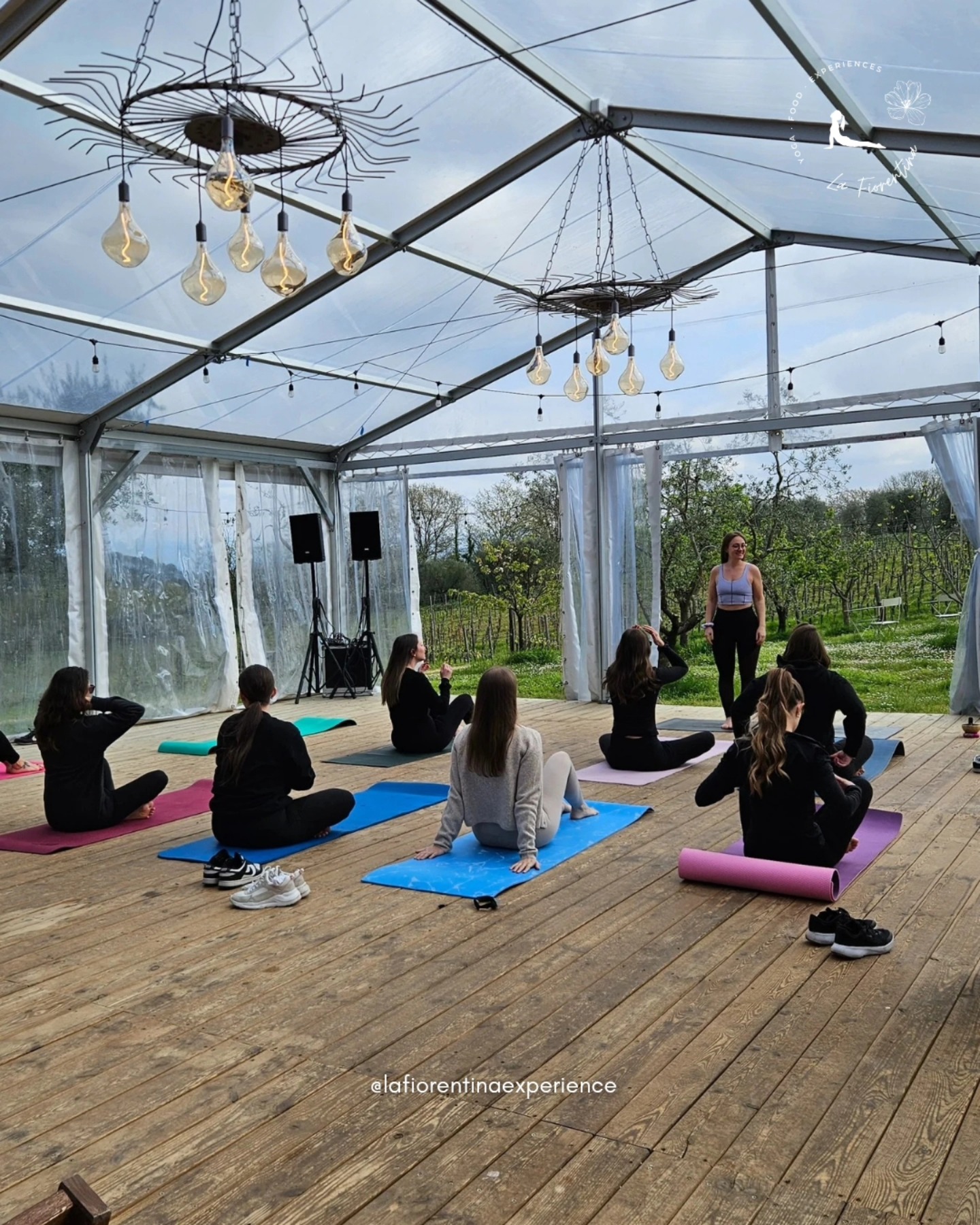☺️🫰🏼 Dicono di me
♡ Eleonora è stata fantastica, piena di energia ma al tempo stesso è riuscita a farmi rilassare e tirare fuori le mie emozioni!
♡ Mi sono sentita accolta, una donna solare e che trasmette un sacco di vibes positive!
♡ Non si trovano spesso persone che riescano a contagiare il proprio entusiasmo!
♡ Una persona sensibile, entusiasta e molto naturale, con molta capacità di animare la giornata.
♡ perfetta, con la giusta dosa di simpatia e professionalità è riuscita a mettere tutte a proprio agio!
Grazie ragazze 🤍🌸
#yoga #yogafirenze #yogatoscana #wellnessretreat #wellnessday #wellnessexperience #tuscany #bachellorette #addioalnubilato #chianti