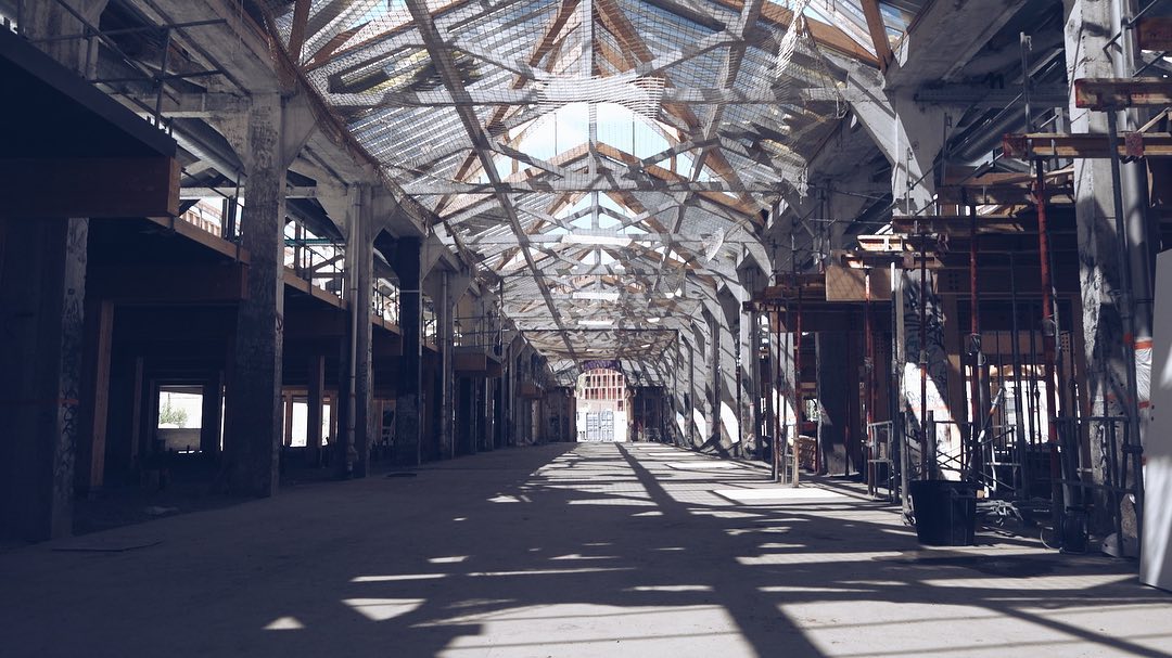 Pendant plusieurs mois, nous suivrons l’évolution d’un important chantier à Toulouse.
Quand une ancienne cartoucherie s’offre une seconde vie… à suivre
#tournage #film #documentary #productionvidéo