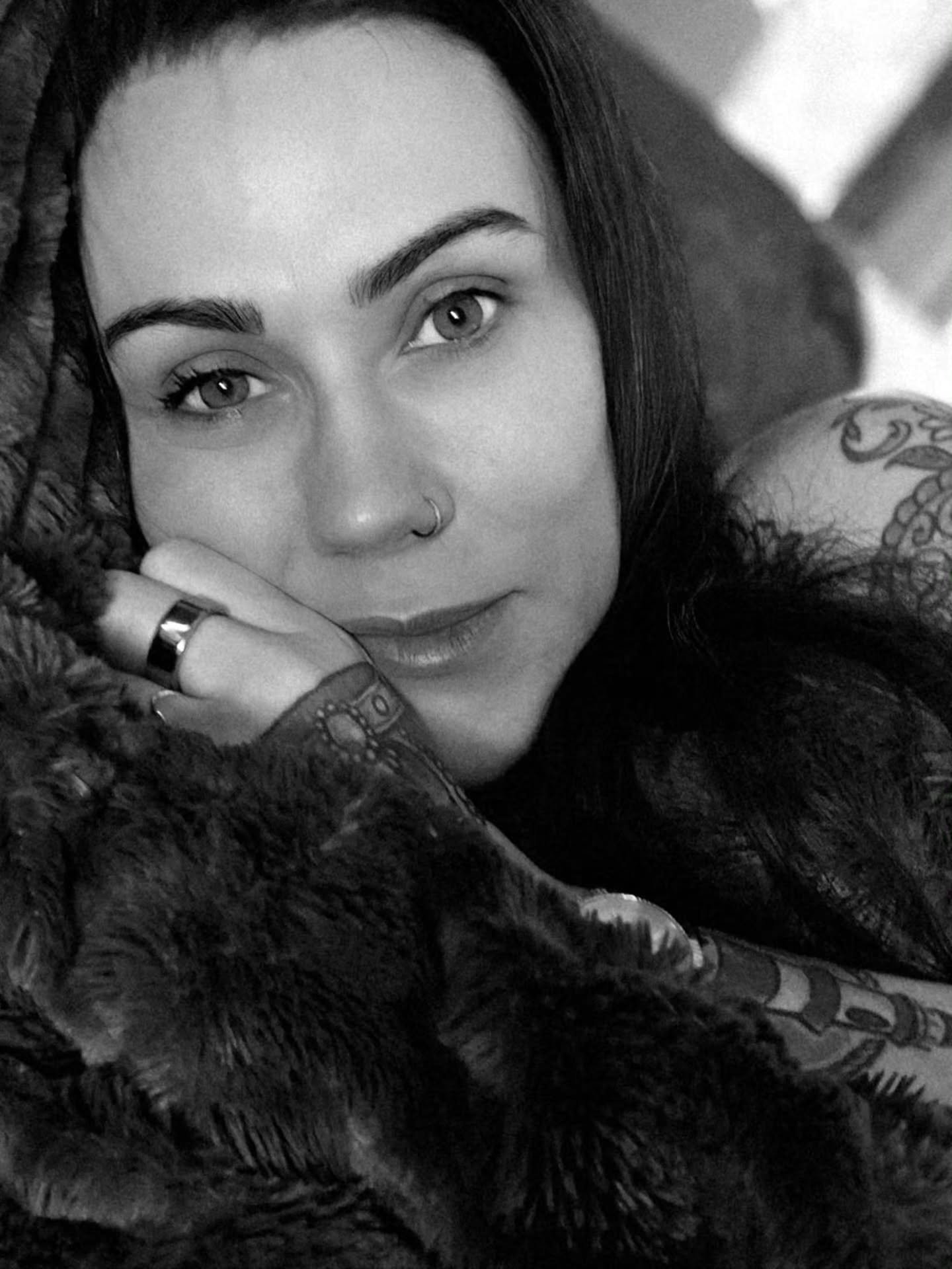 PART 4: THE ENERGY I'D FORGOTTEN HOW TO ACCESS
You can't outwork your inability to receive.
This might sound woo woo. Stay with me. It's been one of the most important shifts in how I understand myself.
For years I've been operating in what's called Masculine Energy.
Not masculine as in gender. As in operating mode.
In Jungian psychology, masculine and feminine are qualities, not biology.
Masculine energy is action, logic, structure, protection, doing.
Feminine energy is intuition, creativity, receptivity, nurturing, being.
We all have both. We all need both. The problem is when they're out of balance.
I'd been so let down by so many people I stopped allowing myself to be soft. To be open. To receive.
I became the protector. The provider. The one who handles everything. Who doesn't need anything from anyone.
And I fell into a pattern of Almost.
Almost love. Almost success. Nearly but not quite.
Here's the thing about patterns.
They feel like truth because they keep proving themselves right. But only because we keep creating the conditions for them.
When you don't let people help you, people stop offering.
When you push love away, people stop trying.
Then you get to say "see? I knew I couldn't rely on anyone."
But you created that.
I created that.
I wrote a book on overcoming self-sabotage. Yet there I was, doing exactly that. Of course. š¤·š»āāļø
To be successful I had to be kind not nice. Boundaried. Disciplined.
But I also had to allow myself to receive, not just give.
That includes money. Help. Love.
The feminine isn't weak. It's powerful in a completely different way. The part that knows how to rest. Create without forcing. Let things come instead of always chasing.
I was tired of being scared. I didn't know how to unlearn the patterns.
But I've started. And that's everything.
Thank you Fidel Beauhill for helping me understand all this.
My reflection for you?
What are you not letting yourself receive?
Where are you stuck in doing when you need to be in being?
What might happen if you let yourself be held, just for a moment?
More tomorrow.
Dani x
šø Me