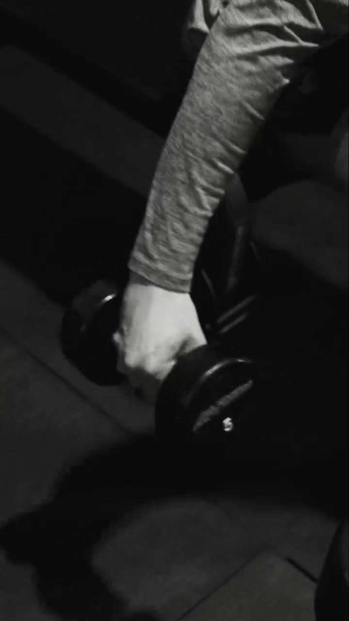 META MODE ⚡
Not just a workout - a session that meets you where you’re at and pushes you forward.