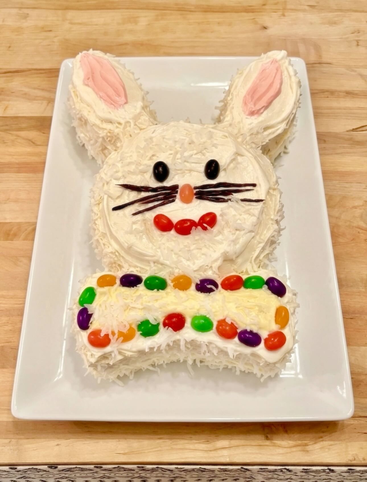 I just finished my bunny cake… the one I’ve been making since I was a little kid. 🐰🎂
Every year it makes me miss my mom. But today while I was baking, I really felt like she was right here with me… and I think she would have loved this one.
It’s usually a simple one-layer cake, but this year I elevated it into a double layer with banana cream pudding cake for the face with brûléed bananas and banana pudding cream in the filling, coconut cream cake ears and bow tie with strawberries and coconut cream filling, all finished with cream cheese buttercream and a fluffy marshmallow buttercream topping.
Started at 2pm and just finished at 10pm. Tired, a little emotional, and full of love. 🤍
Happy Easter Eve you all 🩷🙏🏽
#BunnyCake #FamilyTraditions #TheRoccoPink #BakingMemories #EasterLove