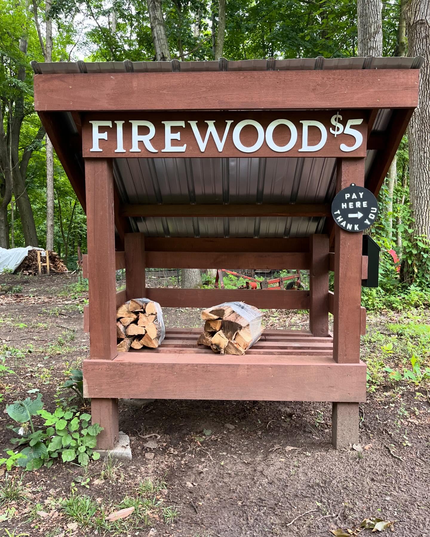 We did a little restock at Rivera Ridge today! Here is the before and after! #riveraridge #michigansmallbusiness #firewood