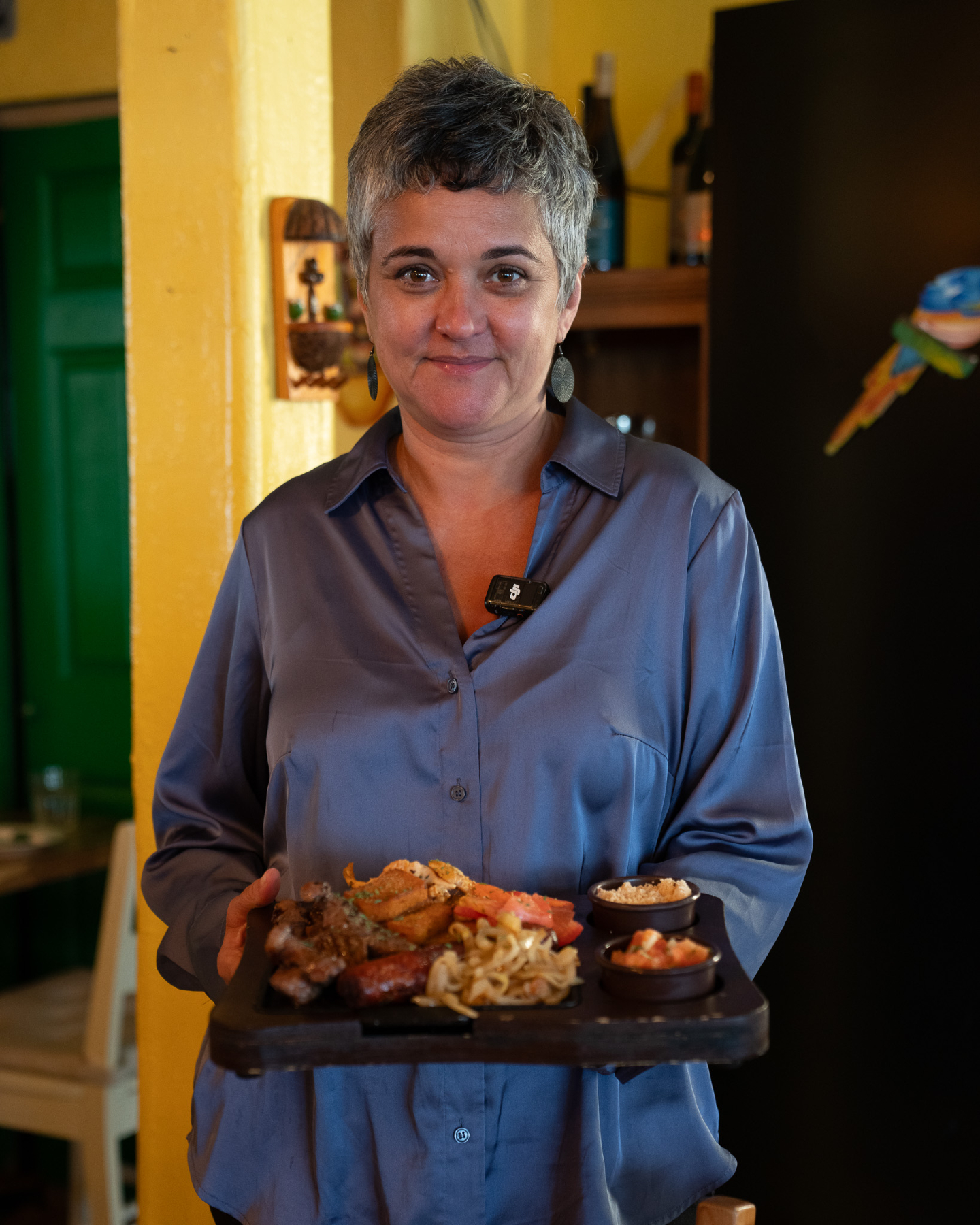 Hi, I’m Eliane, owner of Boteco Brasil since 2015. 🇧🇷🫶
Boteco has always been my way of bringing a little piece of Brazil to Vancouver, using authentic recipes my grandma used to make. And it warms my heart that people tell me it feels like home here, even for just one night. ❤️
Whether you’re Brazilian and missing home, or you want to experience our culture for the first time, you’re welcome here.
Here I’m serving Picanha na Chapa: our 10oz steak served on a hot skillet with sautéed cassava in butter and garlic, vinaigrette, and farofa.
Made for two, come share it with someone you love. ❤️
