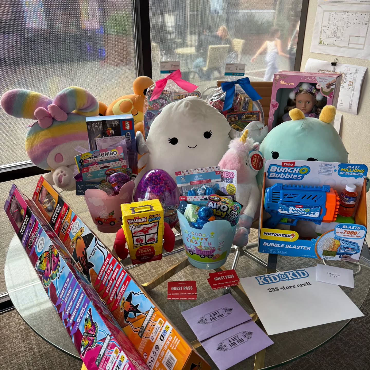 The Easter Bunny has been BUSY. 🐰✨
Check out the haul waiting for you at our Easter Treat Stroll tomorrow! We’ve got prizes, gift cards, and treats from all your favorite Village spots.
📍 Where: Start at The Village Medford Center (near Firehouse Subs)
⏰ When: Tomorrow, April 4th | 12:00 PM – 2:00 PM
Bring the kids, grab your stamp card, and let’s see if you can snag the good stuff. See you at noon! 🐣🍭
#southernoregonevents #easterbunny🐰
#candy #medfordor #familyfun