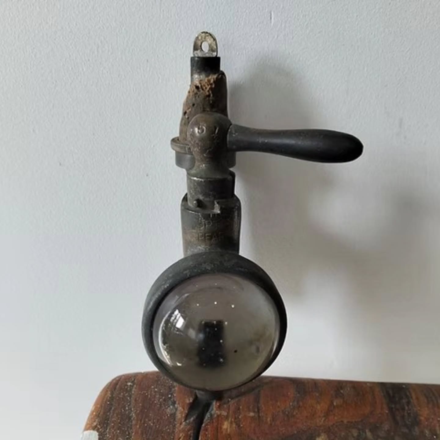 Antique early 20th century Gas Tap / Burner by Gaskell & Chambers Ltd | https://share.google/1cE2SL7AhdYFldUPN #stufftoyouandme