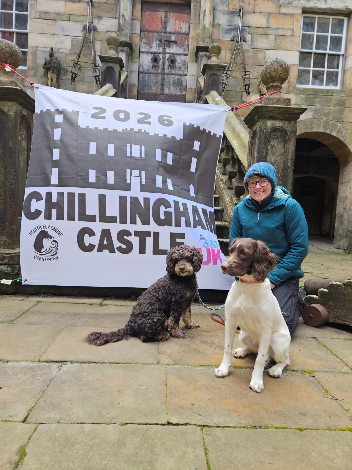 We spent a fantastic 3 days with a bunch of awesome people and dogs at Chillingham Castle doing tracking and scentwork activities. Huge thank you to @positivelyknine and @scentandtrackuk for putting on this amazing event. As always I was super proud of the dogs, and what made it extra special this time was watching Bethany handle Jacob and hopefully enticing her into the scent sport world to join us for more events π€
Not going to lie I was very apprehensive about how it would go with both dogs having to share the hotel room and bed with us but there were no dramas and overall I think it helped their relationship even more. We are all a bit tired so I have a few days off to help settle the puppy brain back to normality.
#scentwork #tracking #dogsports #springerspaniel #cockapoo