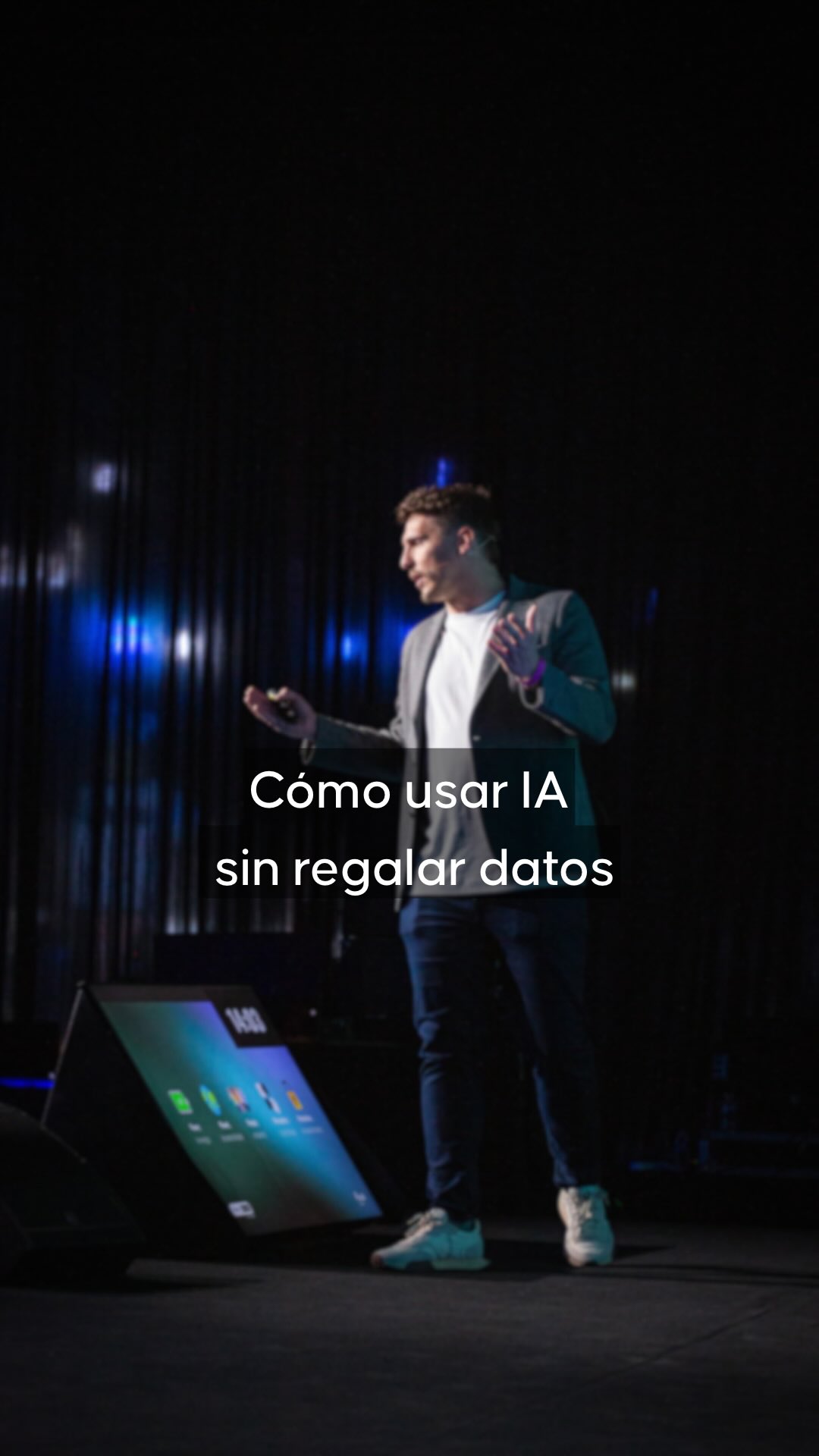 ⚠️ La inteligencia artificial no necesita tus datos personales.
Necesita contexto.
🤖 Cuando hablamos de anonimización, hablamos de una pieza clave para usar IA de forma segura, ética y escalable.
Anonimizar no es borrar información.
Es proteger datos sensibles sin perder lo que importa: el contexto.
🔐 Un nombre pasa a ser Persona 1.
Una relación, Persona 2.
La IA sigue entendiendo patrones, vínculos y secuencias,
pero deja de saber quiénes son las personas reales.
Esto permite automatizar procesos, generar insights y usar IA sin comprometer privacidad ni cumplimiento.
🚀 Privacidad e inteligencia artificial no compiten.
Bien diseñadas, se potencian.
Más info en: https://www.privacyaistudio.com/
#IA #InteligenciaArtificial #PrivacidadDeDatos #Anonimizacion #DataPrivacy #AI #ProteccionDeDatos #GobernanzaDeDatos #Tecnologia #IAResponsable