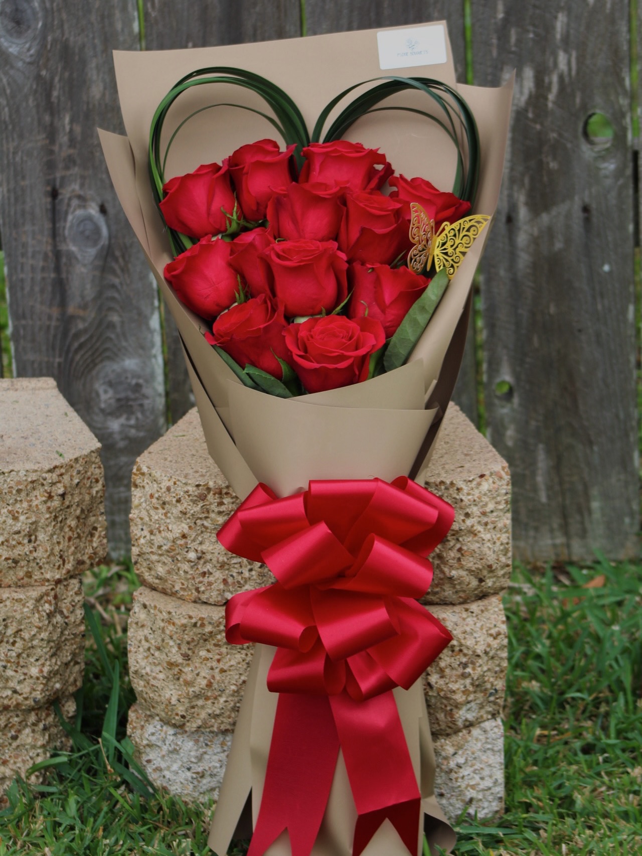 Not just roses… this is how you make them feel unforgettable ❤️
Our Crimson Devotion bouquet is designed for moments that deserve more than ordinary. Every detail—from the bold red roses to the luxury finish—speaks for you when words aren’t enough.
Limited availability this week. Don’t wait until it’s too late.
✨ Order now & make it unforgettable. #flowers #flowerstagram #delivery #floriebouquets #supportsmallbusiness