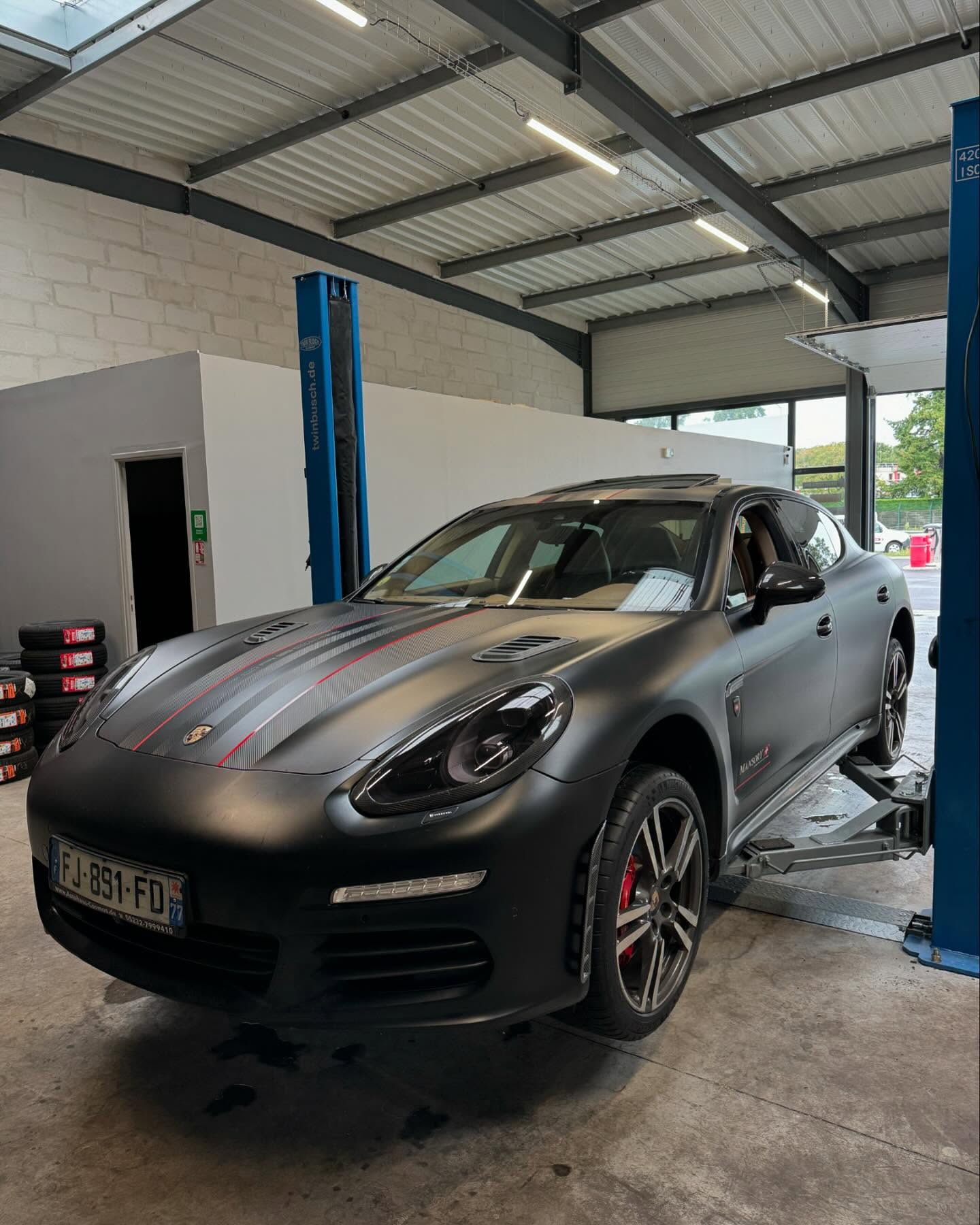 PORSCHE PANAMERA MANSORY
255/40 R20 PilotSuperSport MICHELIN
#porsche #porschepanamera #panamera #mansory
#michelin