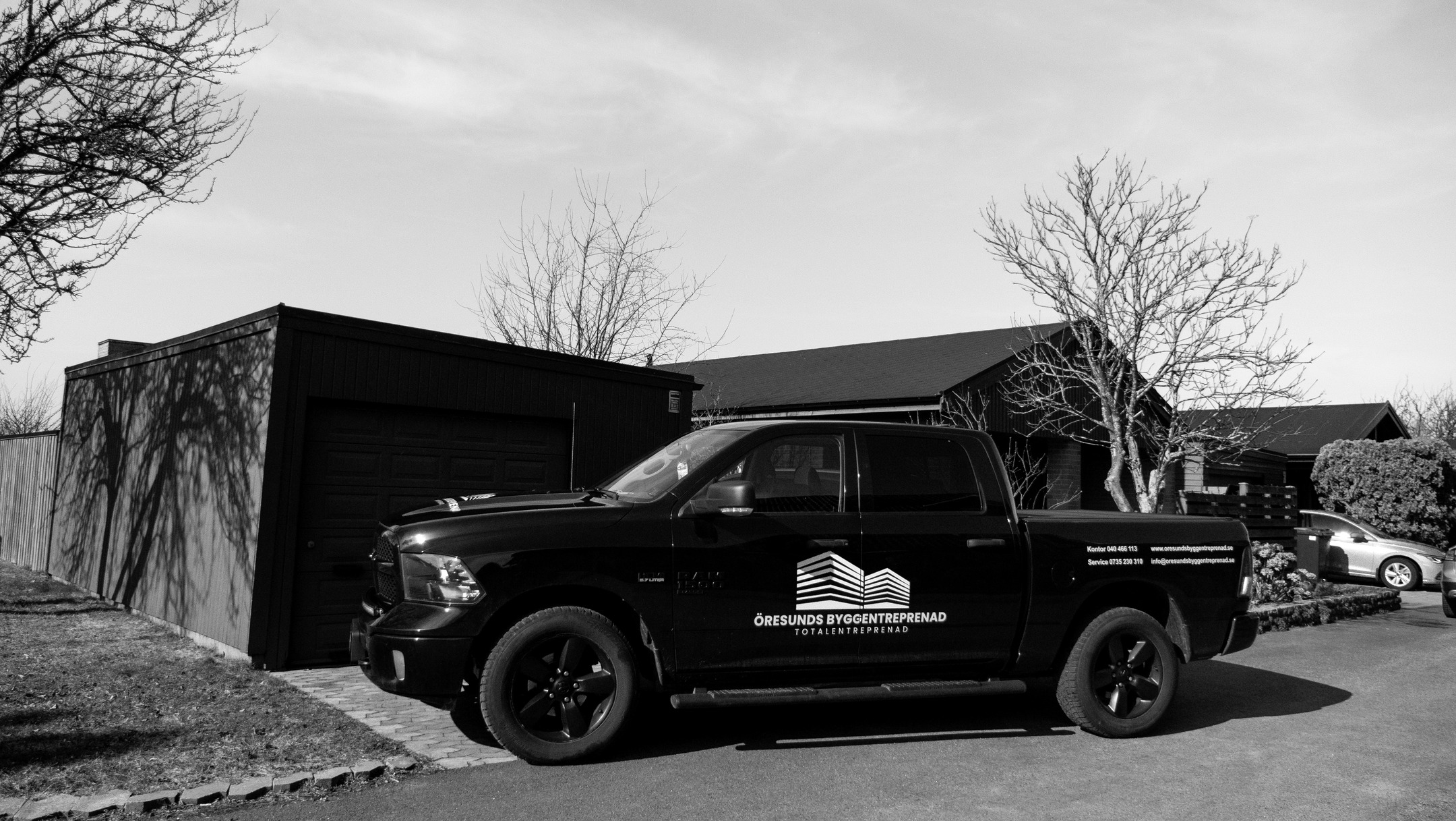 Idag befinner vi oss i Bunkeflo för att fotografera ett av våra senaste projekt.
Vi ser fram emot att snart kunna dela resultatet.
www.oresundsbyggentreprenad.se