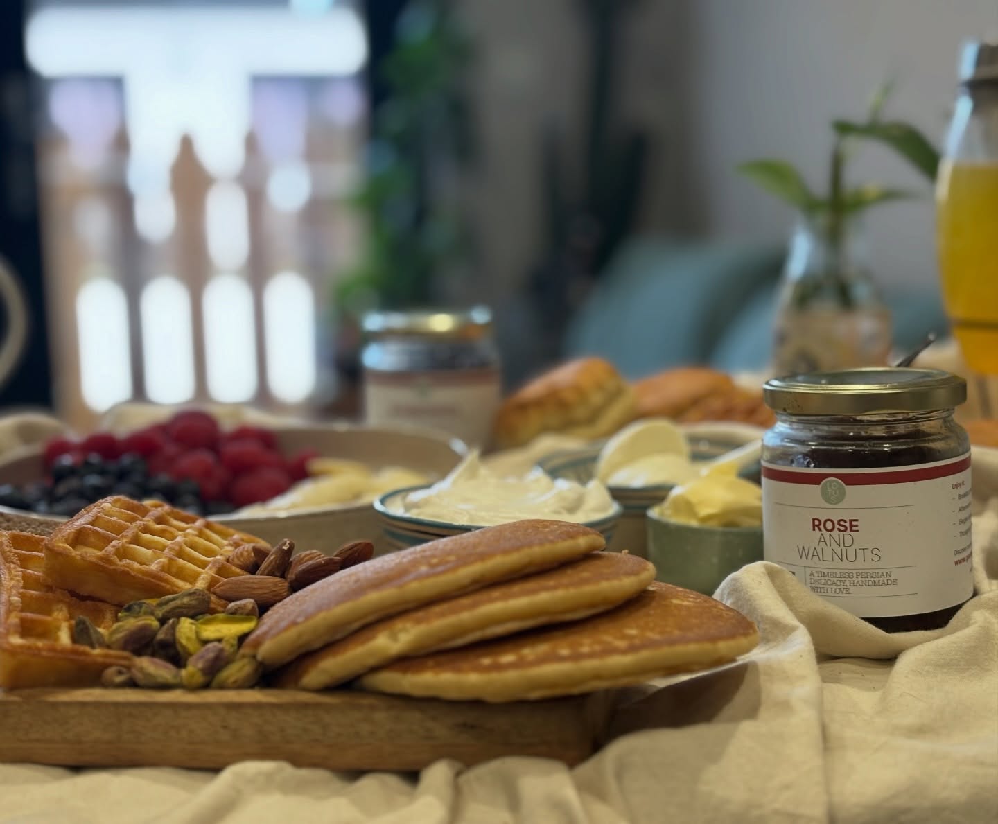 Soft mornings, warm pancakes, and jars full of joy ✨
From rich chocolate raspberry to delicate rose jam and nutty chocolate pistachio — every spoonful turns a simple breakfast into something special.
What would you spread first? 🍓🌹🍫
#breakfastideas #artisanfood #smallbatch #foodlover #morningvibes
Come taste it in person this weekend:
Saturday 11 – Henley Market @henleyonthamesfarmersmarket
Sunday 12 – Berkhamsted Market @berkhamstedartisanmarket
