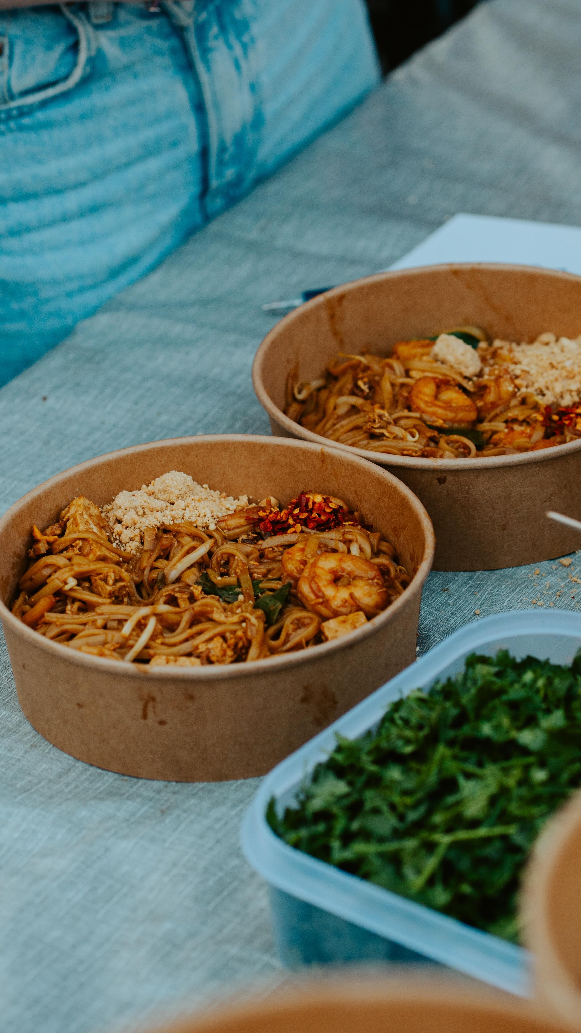 S nama je i @thai.thai.streetfood.zagreb sa svojim wokovima koje obožavate! Družimo se od 10.4. od 18h na Tržnici Kvatrić! #petkomjedemonaplacu #KvatricuNaravno #croatiafulloflife #croatiafulloflavours #placemarket