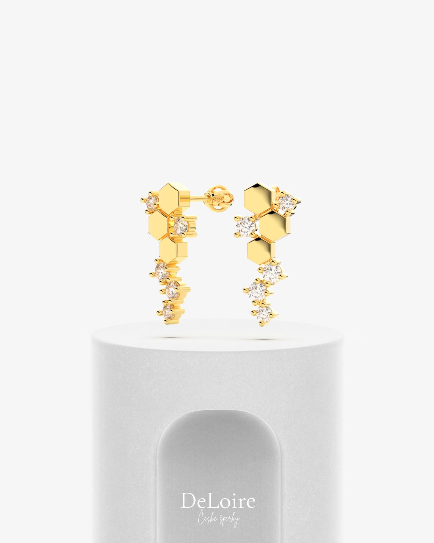 Jaro už v plném proudu a my máme radost, že v tomto období je vždy zájem o naši včelí kolekci největší. 🐝🤍 Tato kolekce není náhoda, vedla k ní dlouhá a poctivá práce.🫶
Spring is here and we are happy that during this period the interest in our bee collection is always the greatest. 🐝🤍 This collection is not a coincidence, it was the result of long and honest work.🫶
#design #deloire #jewelrydesigner #love