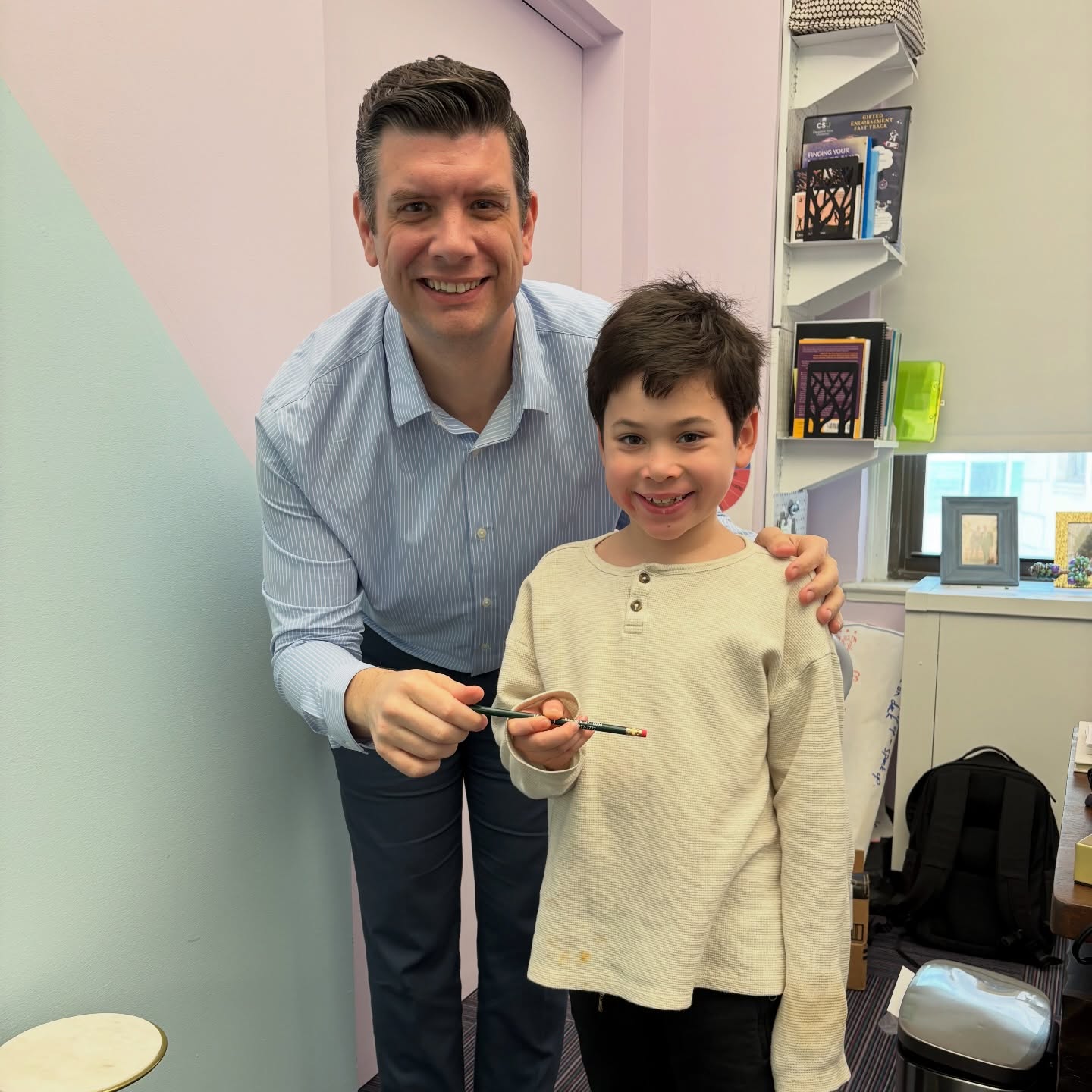 Yesterday’s birthday pencils hit different knowing it was National Pencil Day! 🎈 ✏️
#NationalPencilDay #BirthdayFun #EverydayMagic #SchoolVibes #CelebrateOurStudents