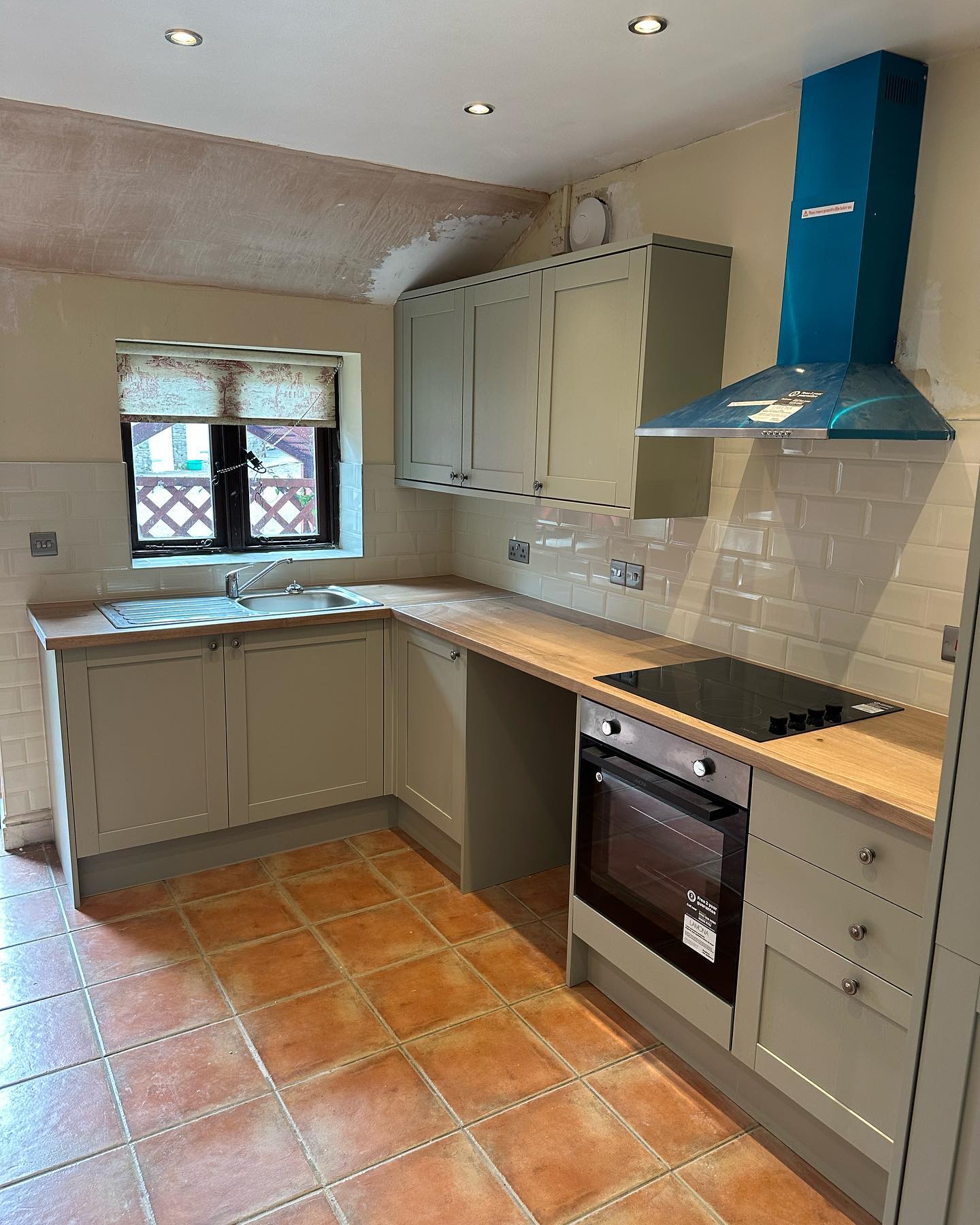 Lost my password so not been able to post on here. Here’s a cottage kitchen fitted with a bespoke boiler cupboard finished recently. Lots more content to follow.