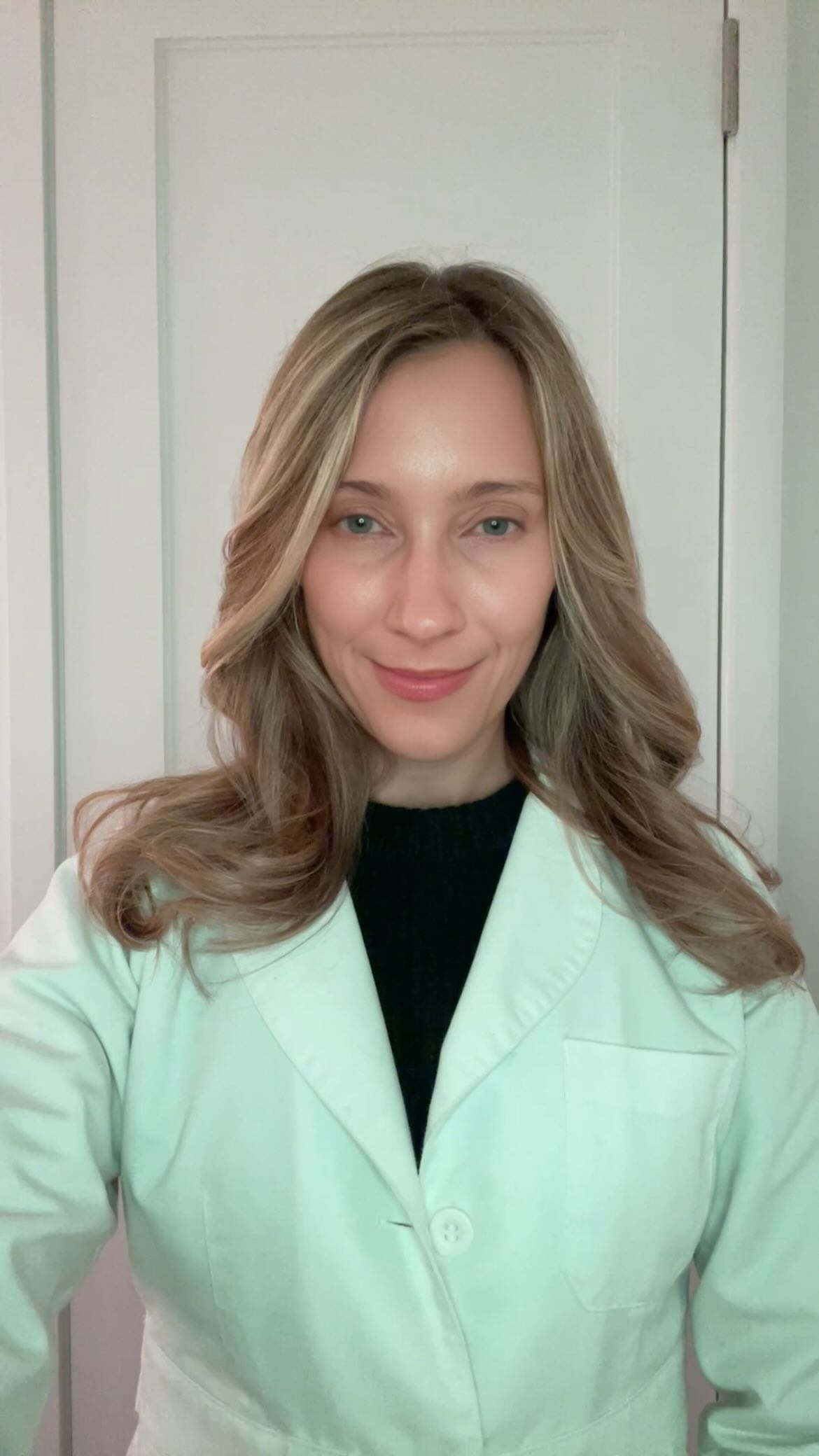 When it comes to aging skin, prevention has always been the foundation, and the same is true for hair!
@areyhaircare takes a clinically driven approach, targeting oxidative stress and supporting melanocyte function at the follicle, rather than simply covering the outcome. In a randomized, placebo-controlled study, 88% of participants experienced less gray hair growth, with a 13% reduction in grays compared to a 10% increase in the placebo group.
This is the kind of measurable progress we look for in evidence-based care!👩🏼⚕️ Use code DRHADLEY for 15% off.