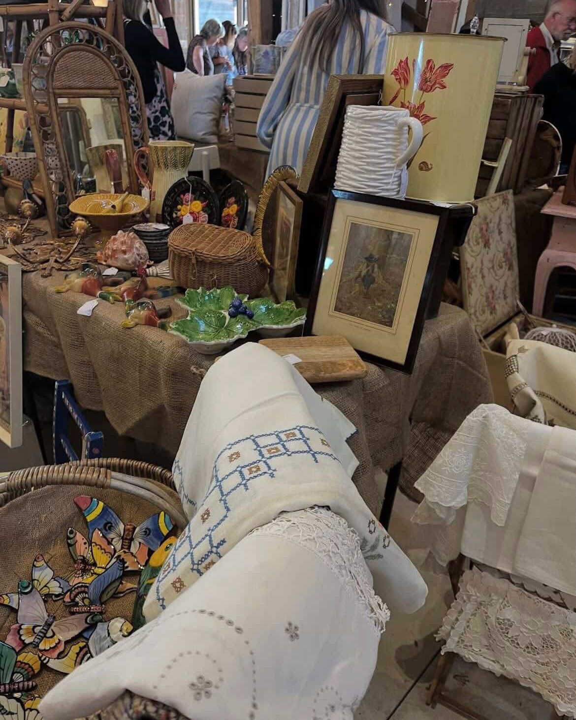 The Lovely Vintage & Antiques Fair - Sunday 19th April at the Great Barn at Lillibrooke Manor in Cox Green, just outside Maidenhead.
Yippee! We are now only 14 days away till we open our doors to our fair! Today we continue sharing with you who will be exhibiting!
Please say hello to Susie from @susiq_antiques
This will be Susie’s first fair with us and we are absolutely delighted to have Susie on board. She picks the most loveliest of vintage wares which will make you go ooh and ahh!
If you have never heard of us, we are a curated event that shows off the most loveliest and charming vintage and antiques. Our stall holders seek out the most wondrous treasures which will captivate and inspire you.
You can see more on our website (link in our bio) where you can purchase your tickets in advance.
To recap;
🗓️Sunday 19th April - 10am to 4pm
📍Lillibrooke Manor, Cox Green, SL6 3LP
🎫 Online tickets £5 per person - on the door £6.50 per person
👶🏼 Under 12’s free
🚙 Lots of Free Parking
☕️ Light refreshments available
We look forward to seeing you!
#vintagefair #antiques #vintagehomedecor #berkshire #buckinghamshire