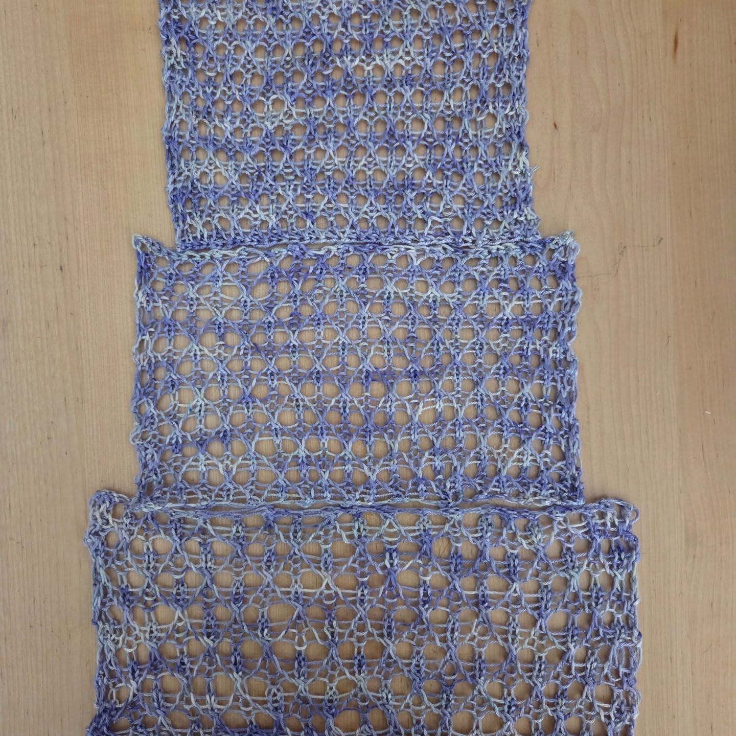 Playing with scales and gauges for my next summer design 🤩
Interesting to see how large needles open the pattern and make it more visible when the yarn is variageted!
This is the lovely @_byamalie pure silk. Drapy, shiny, gorgeous summer yarns 🥰
.
.
.
#knitofthedragon #summerknitting #meshknitting #laceknitting #knitweardesign