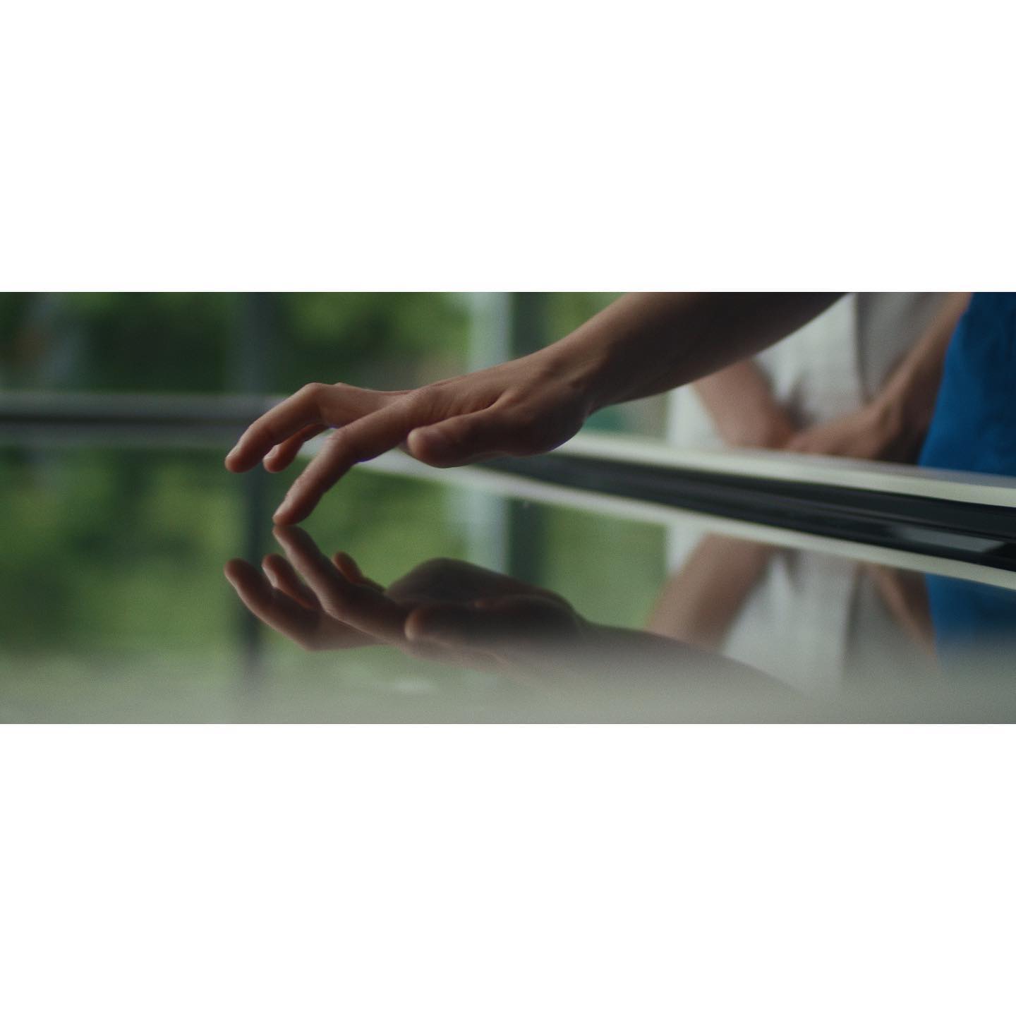 Few frames from a recent TVC I shot for Wolverhampton Uni🎥
Directed by Tom Stevens
Produced by @tinkertaylortv
AC’d by @lukeflahertycine
Gaffer’d by Mat Cooper
Sound by Manos Stefanakis
-
-
-
-
-
#cinematography #cinematographer #dop #dp #filmmaker #filmmaking #film #camera #directorofphotography #shortfilm #cameraassistant #commercial #tvc