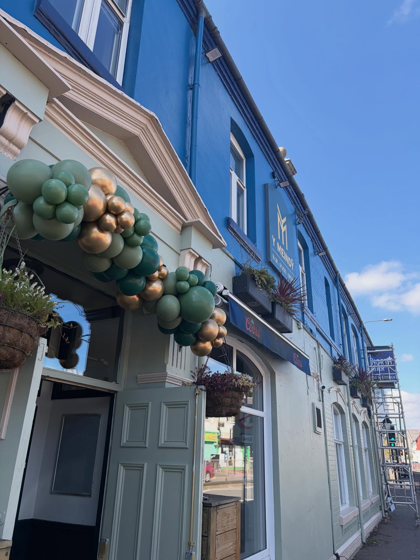 Welcoming @y_meindy to North Rd 📍
#organicballoons #balloonarch #balloonbunch #openning