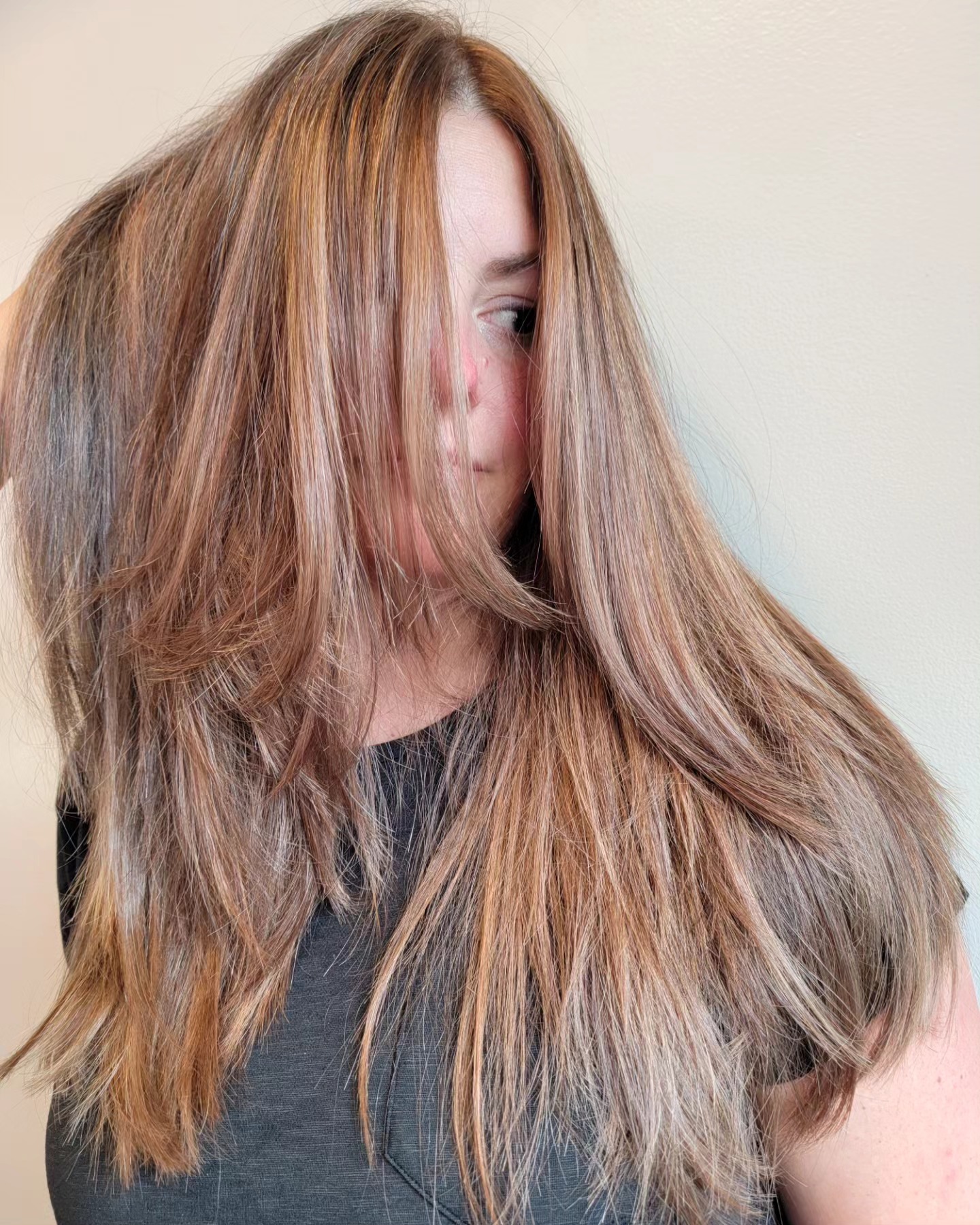 The coziest brunette 😍
.
.
.
.
.
.
#clthairstylist #monroehairstylist #indiantrailhairstylist #charlottevivids #monroehairsalon #indiantrailsalon #charlottesmallbusiness #indiantrailhair #indiantrailvivids #matthewssalon