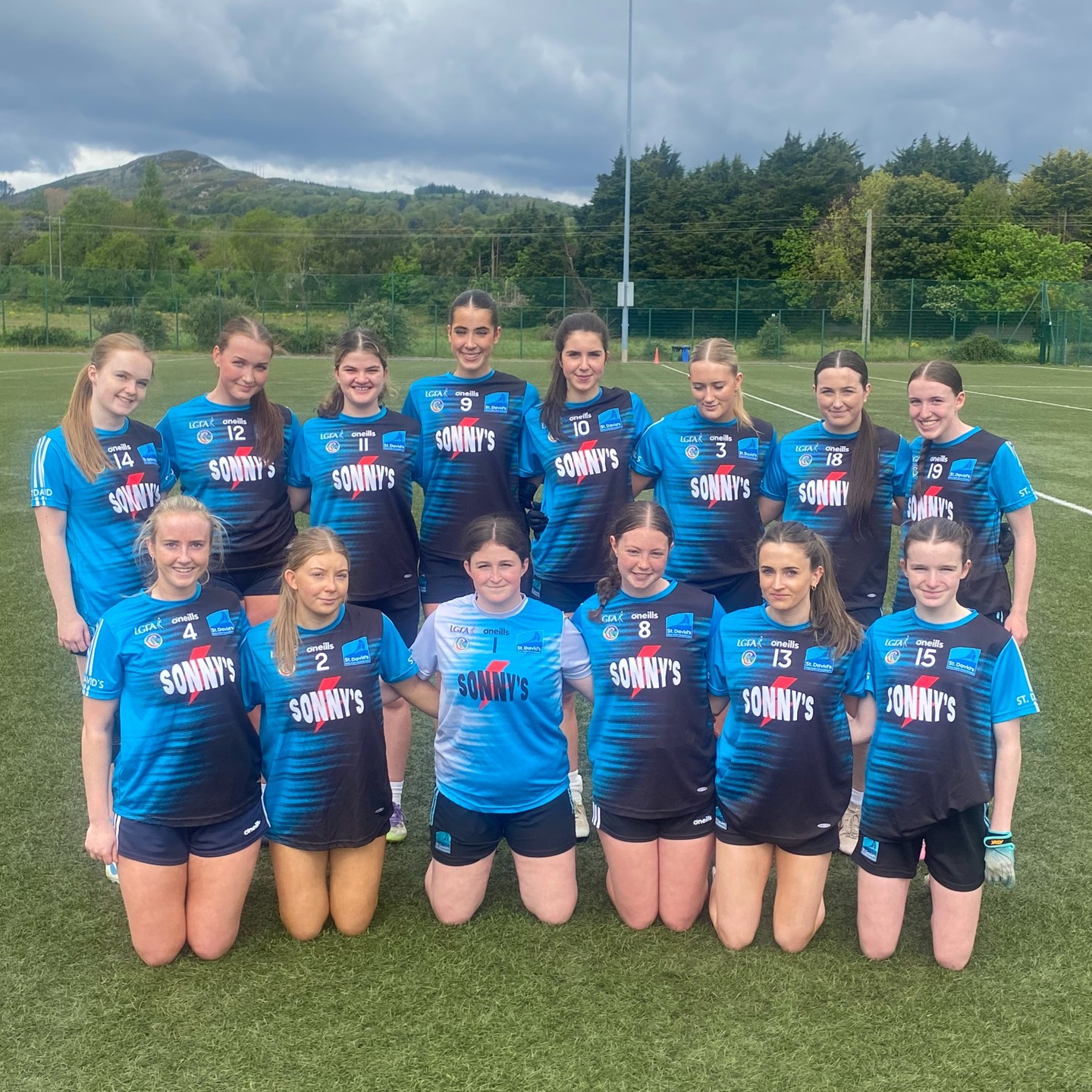 Our senior Gaelic team lost the Wicklow B shield final to a very strong Loreto Bray side.
The game marked the last match in a St Davids Jersey for 7 of today’s team, all of whom should be immensely proud of their contributions to our sporting programme throughout their time in the school.
Well done girls on a great display of football!