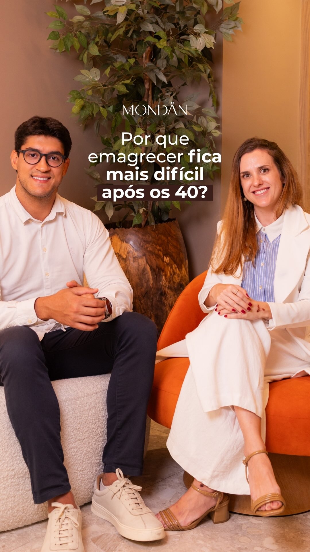 Hoje é Dia Nacional da Saúde e Nutrição, e nós convidamos a endocrinologista @dra.saracalazans e o nutricionista @nutrigabrielventura para uma conversa sobre como a alimentação e o metabolismo se transformam após os 40 e quais caminhos podem ajudar a tornar esse processo mais saudável e sustentável.
Mais do que emagrecimento, estamos falando de equilíbrio metabólico, prevenção de doenças e qualidade de vida.
Na Clínica Mondän, o acompanhamento é sempre individualizado, integrando diferentes especialidades para compreender o organismo de forma completa.
Assista ao vídeo e entenda melhor como cuidar da sua saúde nessa fase da vida.