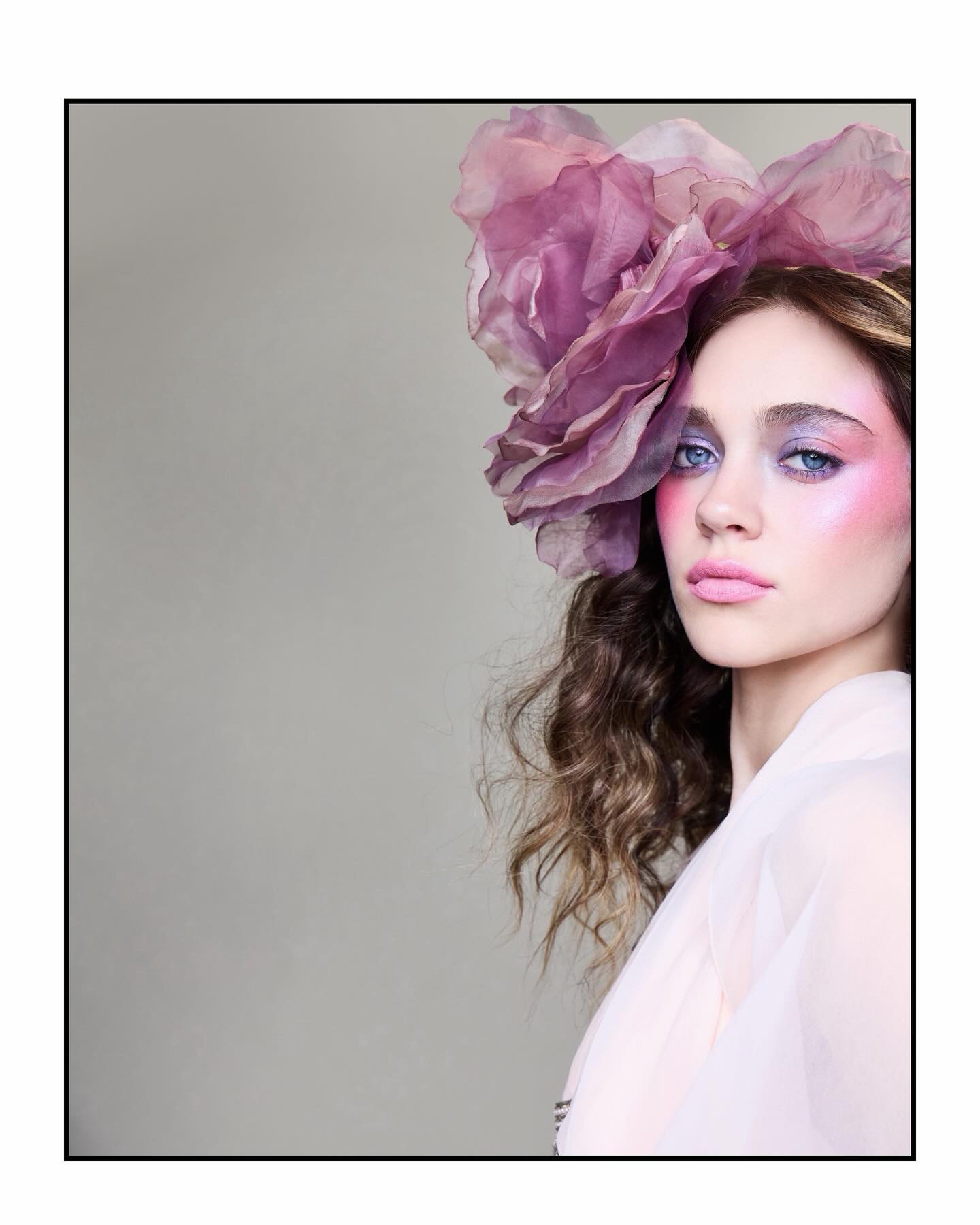 ISABEL over the years
@isabel.gravitt
HMU @laurengottmakeup
Cannot wait to watch
YOUR FRIENDS AND NEIGHBORS ON APPLETV! Season 2 tonight!!!
#yourfriendsandneighbors