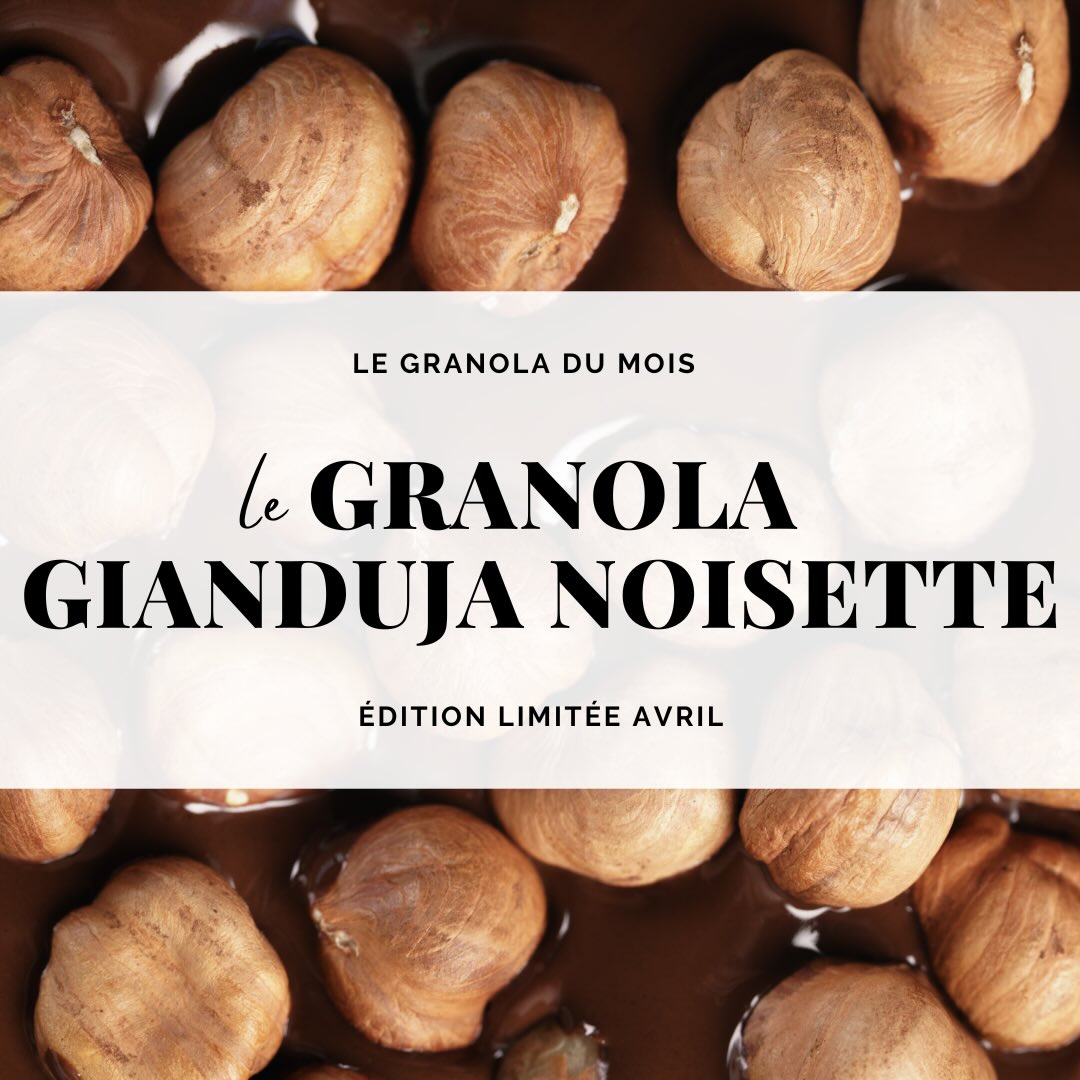 🎉 Granola du mois 🎉
Vous l’adorez… et il est enfin de retour 🥰
Toujours aussi généreux, gourmand et intensément chocolaté, voici :
🍫 LE GRANOLA GIANDUJA NOISETTE 🍫
Des noisettes torréfiées, du croustillant… et un nappage ultra fondant de gianduja maison 👩🏼🍳✨
Le gianduja, vous connaissez ?
C’est le cousin italien du praliné 🇮🇹 : un chocolat onctueux mêlant noisettes finement broyées, sucre et chocolat.
Chez Loumaë, on le revisite avec ❤️
👉 sucre de fleur de coco
👉 chocolat noir équitable
Résultat : une recette 100% plaisir, gourmande et tout aussi saine 🌿
🎁 Et pour célébrer Pâques, tous nos granolas chocolatés sont en promo tout le mois d’avril… de quoi se faire plaisir sans culpabiliser 🐣🍫
Alors, qui connaît déjà cette petite folie ?
#pâques #chocolat #gianduja #granolamaison #breakfastlovers