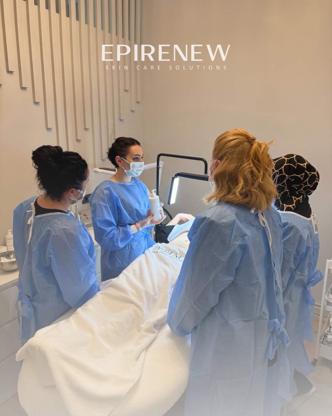 EPIRENEW workshopları izlenen değil,
uygulanan bir süreçtir.
Her adım, gerçek model üzerinde,
doğru teknik ve doğru ürünle çalışılır.
Çünkü biz sadece “anlatmayız”…
Uzmanın uygulayarak öğrenmesini sağlarız.
Sonuç tesadüf değildir.
_____________
Workshop Tarihlerimiz
▪️17 Nisan – İstanbul
▪️20 Nisan – İzmir
▪️13 Mayıs – İstanbul
▪️17 Haziran – İstanbul
☎️ Detaylı bilgi: 0850 473 15 00