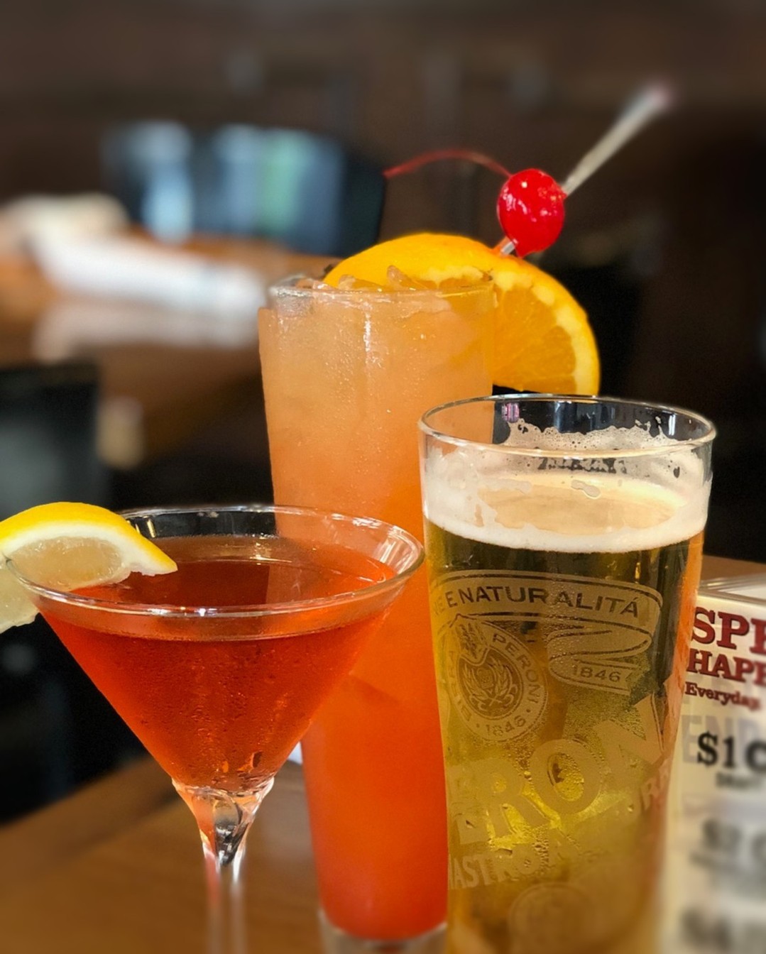Nothing pairs better than pizza & beer 🍕🍻
Celebrate National Beer Day with us:
$1 OFF Beer & Wine
$5 House Cocktails
$7 Select Cocktails
