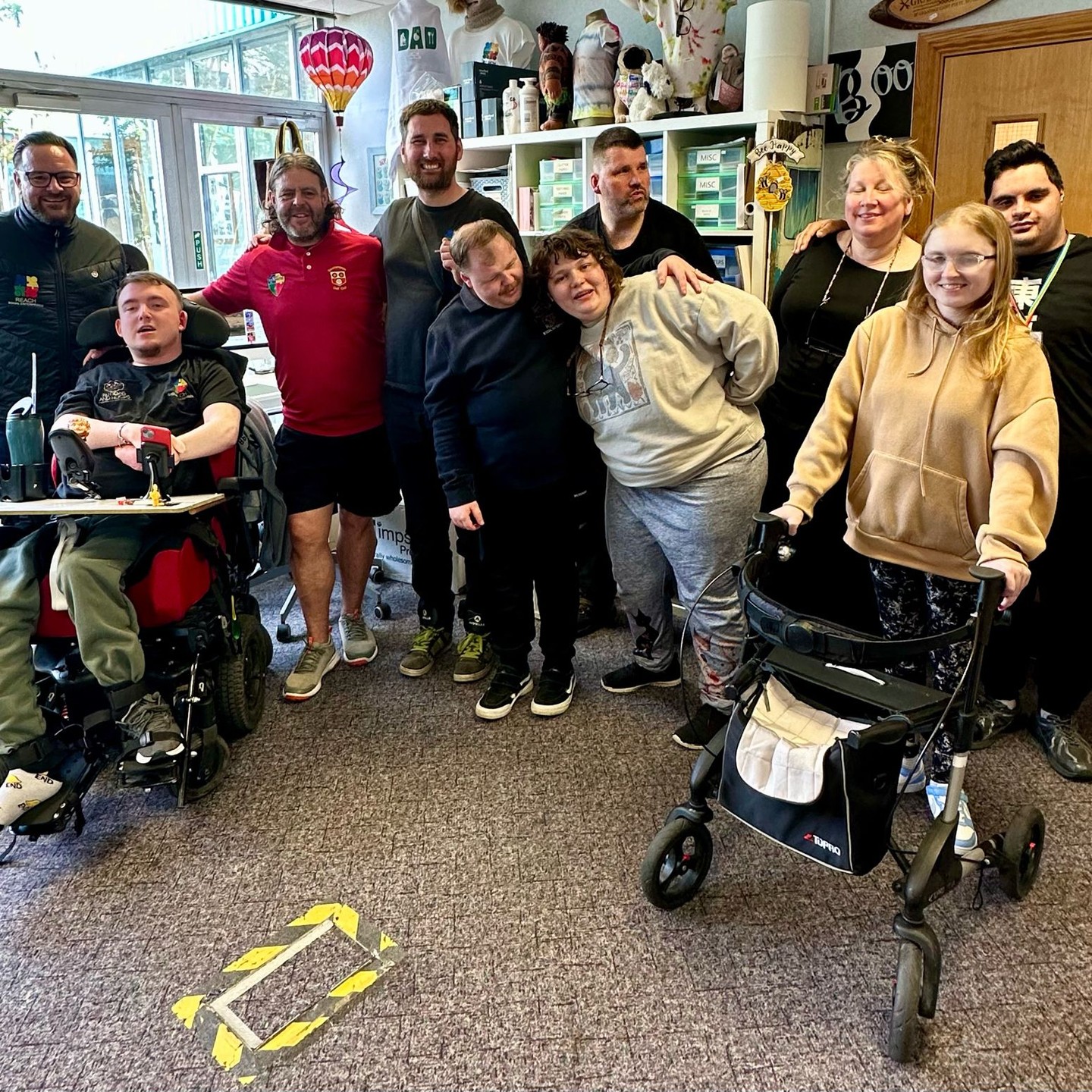 A big thank you to Sonny Bedwell for taking the time to visit us at Reach HQ! ⛳
We’re incredibly proud to be Sonny’s chosen charity for 2026 and grateful for his support. It was great to show him around and share more about what we do.
We even managed to get his golf kit branded, so he can wear our logo with pride out on the course! 🙌
Wishing you the very best of luck this Saturday, Sonny – we’ll be cheering you on! 💙