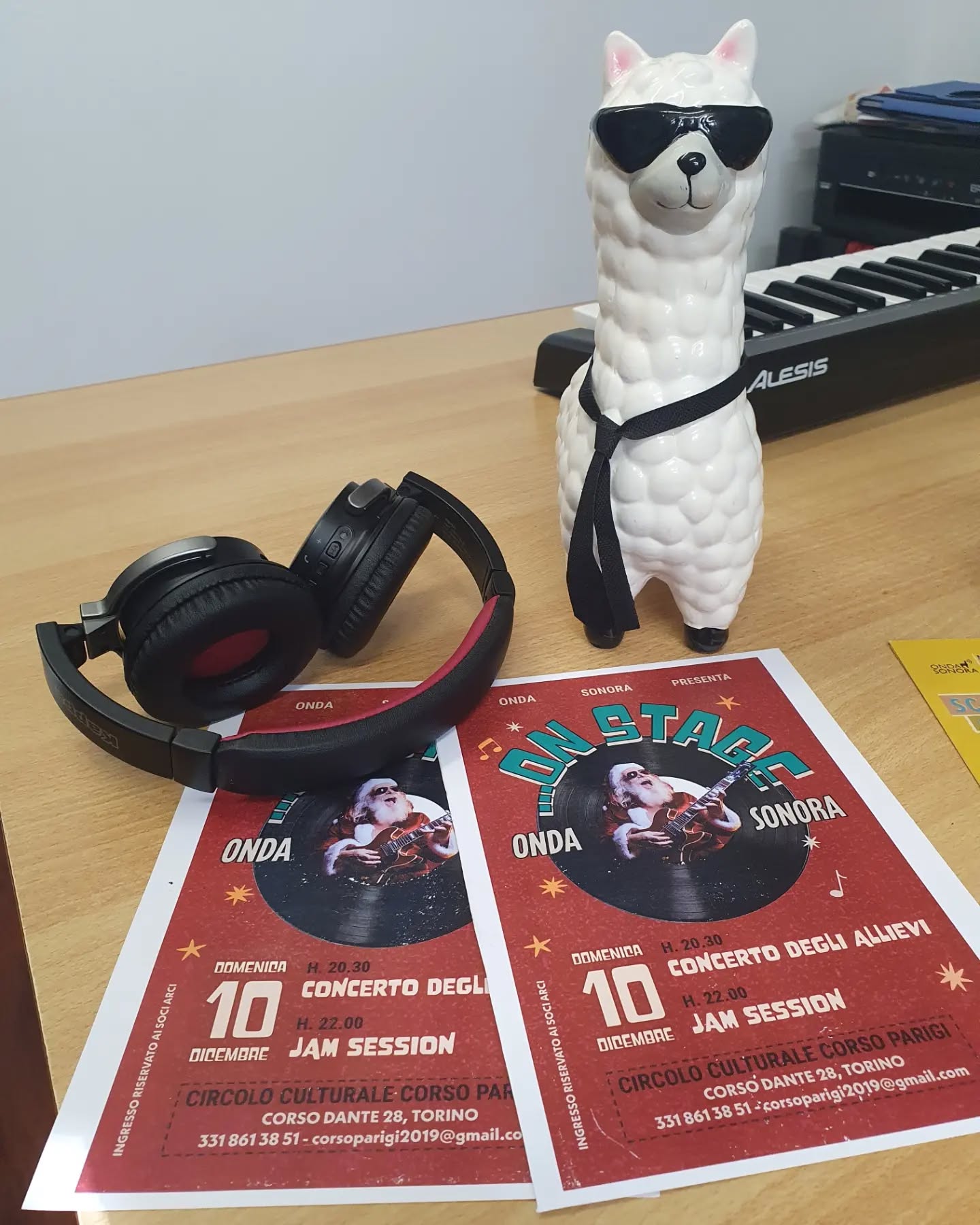Scuola Onda Sonora On stage!
20.30 Concerto degli allievi di scuola Onda sonora
alle 22.00 JAM SESSION con gli allievi, gli insegnanti e gli amici musicisti!
Vieni a festeggiare con noi??