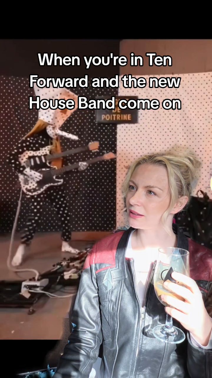 My fave band right now. They need to be some alien band in @startrek right now!😂
#startrek #trekkie