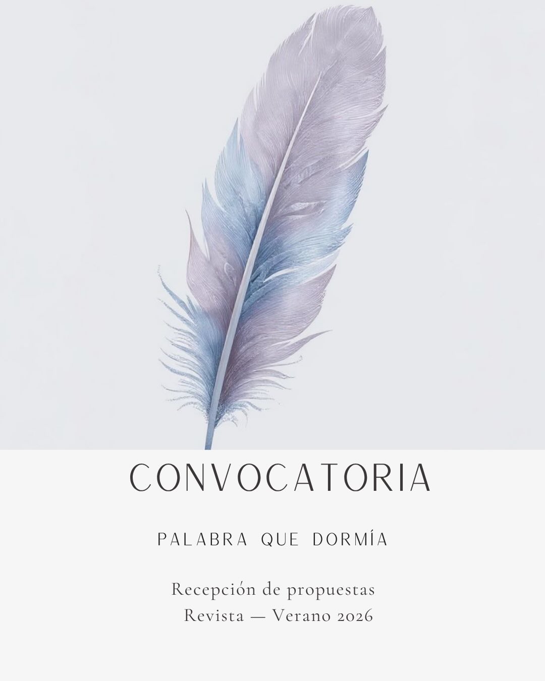 Hay palabras que esperan.
Palabras que aún no encuentran página,
que respiran en silencio,
que existen antes de ser leídas.
En Palabra que dormía abrimos este espacio
para escuchar lo que todavía no ha sido dicho.
Convocamos a quienes escriben desde la pausa,
desde la memoria,
desde ese lugar donde el lenguaje se vuelve necesario.
Si tienes un poema que insiste,
que permanece,
que aún no ha encontrado su forma final,
este es su momento.
Recepción de propuestas abierta.
Revista — Verano 2026.
Enlace en bio, en “Colaboraciones”.