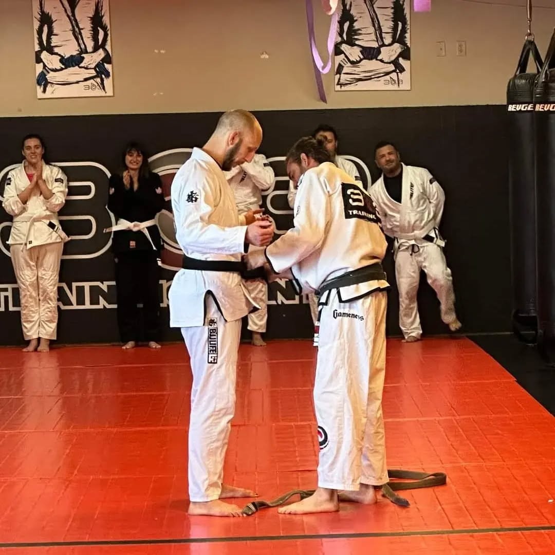It has been my honor and privilege to earn a black belt in BJJ this December from @303bjj after many years of training. I'm also very proud and humbled to say some of my amazing clients put on a kimono and came to show their support. I'm grateful for everything, thank you all so much!
#flowstate #traumainformed #303tc