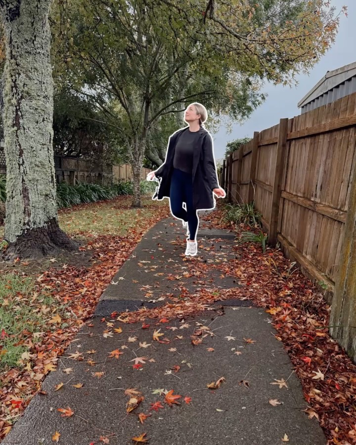 What’s up, April 🍂
A new month brings a fresh focus, and this season I’m leaning into gut health, warmth, and slowing down just enough to build strong foundations for winter.
Autumn always reminds me that health doesn’t need to feel extreme or overwhelming. It can be simple, grounding, and aligned with what the body naturally needs.
This month inside Beyond the Body:
• focusing on gut health to support immunity
• eating more seasonal produce
• enjoying warmer, nourishing meals
• continuing strength training for long-term health
• spending more time outdoors (hello hikes!)
• building the next podcast series: The Cycle Code
Because understanding your body changes everything.
We’ll be having real conversations about:
-menstruation
-perimenopause
-pelvic floor health
-hormones
-energy
-strength
-real life experiences as women
Thank you for being here and being part of this community.
If you’re ready to support your gut health, energy, and strength this season, this is your sign to start now.
You can:
➡️listen to the Well Body podcast
➡️join the 2 week gut reset
➡️start Reset to Rise
➡️read the journal
or simply take one small step toward feeling better
April focus: build a stronger gut.💪🏾
#guthealthnz #womenshealthnz #cyclehealth #hormonehealth #strengthforwomen