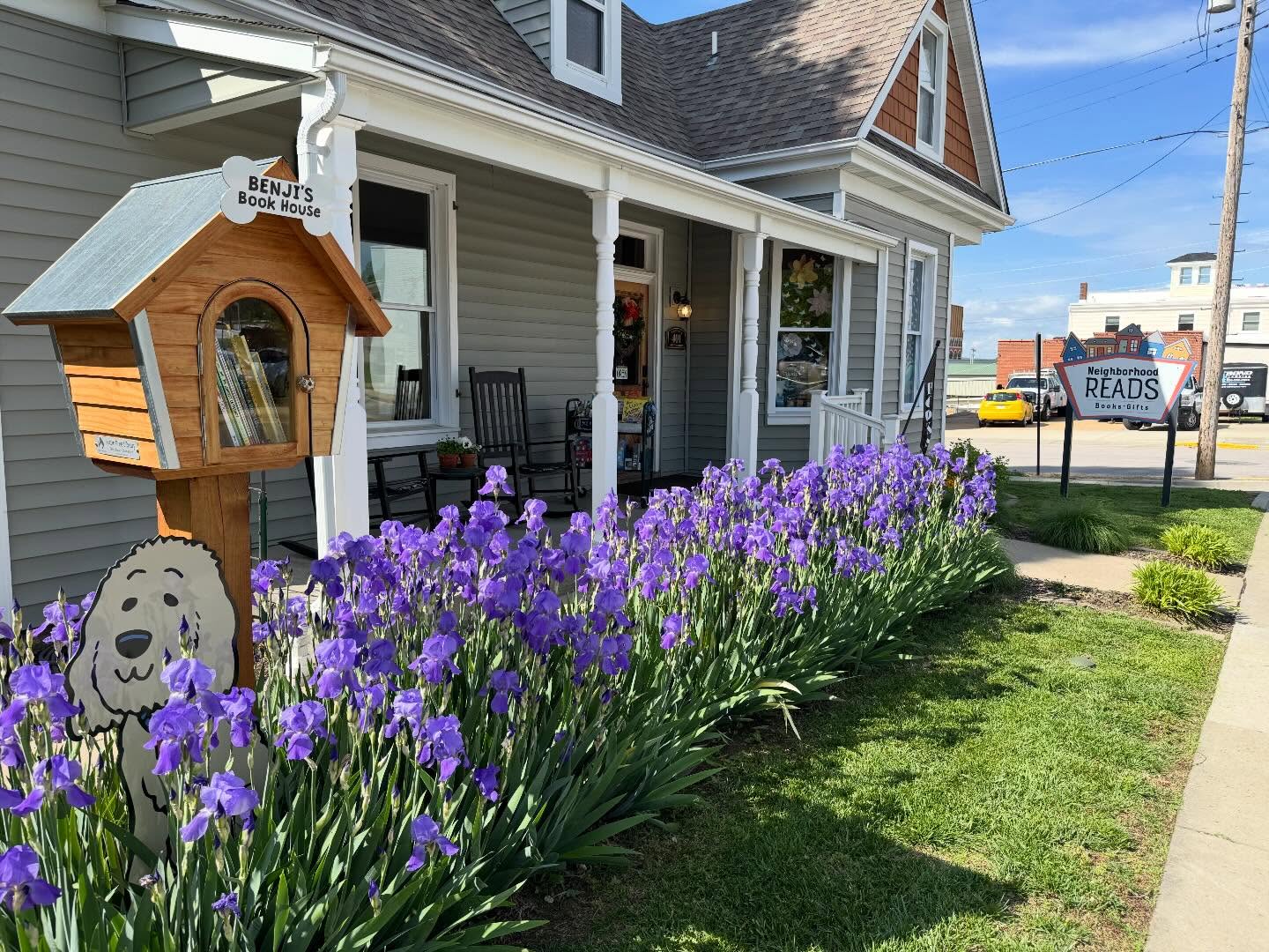 Happy Easter! The bookshop is closed today, but Benji’s Book House is always open. Take a Book — or Leave a good Book you want to share. ❤️ #community