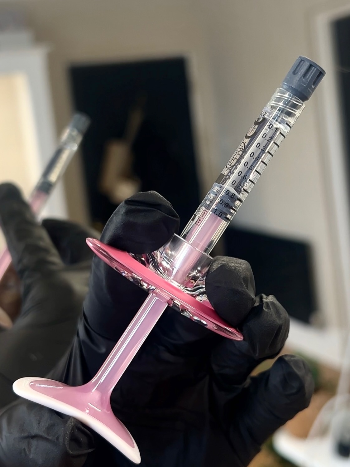 Cheap filler isn’t a bargain—it’s a risk ⚠️
When it comes to aesthetics, what’s being injected into your face matters just as much as who is injecting it.
✨ Why high-quality filler matters:
• Safer formulations – premium, regulated products are rigorously tested
• Smoother, more natural results – better integration with your tissue
• Longer-lasting – you’re not topping up as often
• Lower complication risk – poor-quality filler can lead to lumps, migration, or even vascular issues
Your face isn’t the place to cut corners. The goal isn’t just to look good—it’s to stay safe and achieve results that actually last 🤍
Invest in experience. Invest in quality. Invest in YOU.
#AestheticsEducation #DermalFillers #NaturalResults