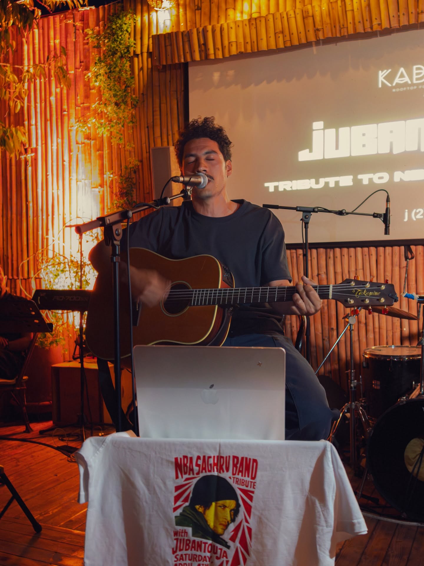 Recap of our night with @jubantouja – Tribute to NBA SAGHRU BAND
What a night, what a vibe 🔥
Catch “Jubantouja Invites” every first Saturday of the month.
Next dates:
May 2 – Tarwa N Tiniri
June 6 – Meteor Airlines
See you on the Rooftop!
No Dress Code - Come as you are!
𝚁𝚎𝚜𝚎𝚛𝚟𝚊𝚝𝚒𝚘𝚗𝚜 𝚛𝚎𝚚𝚞𝚒𝚛𝚎𝚍
𝙻𝚒𝚗𝚔 𝚒𝚗 𝚘𝚞𝚛 𝙱𝚒𝚘
☎ 𝟶𝟼 𝟼𝟺𝟺 𝟼𝟺𝟺 𝟻𝟶 - 𝙳𝙼 𝙸𝙽𝚂𝚃𝙰
𝙾𝚙𝚎𝚗 𝙳𝚊𝚒𝚕𝚢 𝟷𝟷𝙰𝙼 - 𝟸𝙰𝙼
𝙴𝚗𝚓𝚘𝚢 𝚈𝚘𝚞𝚛𝚜𝚎𝚕𝚏!
#KabanaRooftop
#SS2026
#kabanamoments
#marrakech
#morocco