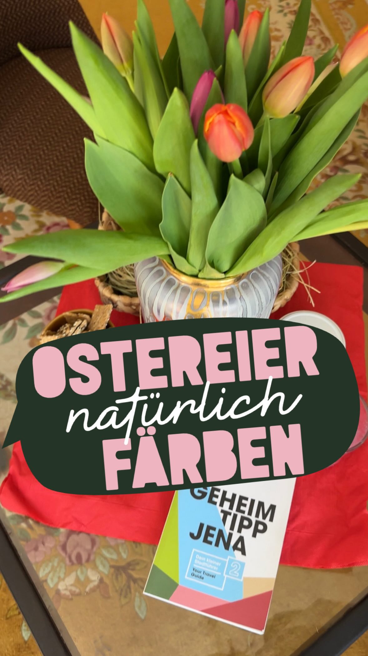 Diesmal kein Siebdruck, sondern ein Ostereier Workshop als Teamevent - und es war mal wieder richtig schön gemeinsam kreativ zu werden und sich von den Ergebnissen überraschen zu lassen. 🧡
Wir haben heute mit Färberkamille, mit Zwiebelschalen und Wallnussschale wunderschöne Ergebnisse erzielt!
Wer von euch kennt die Technik?
|
#ostern #ostereierfärben #natürlichfärben #pflanzenfarbe #workshop jena