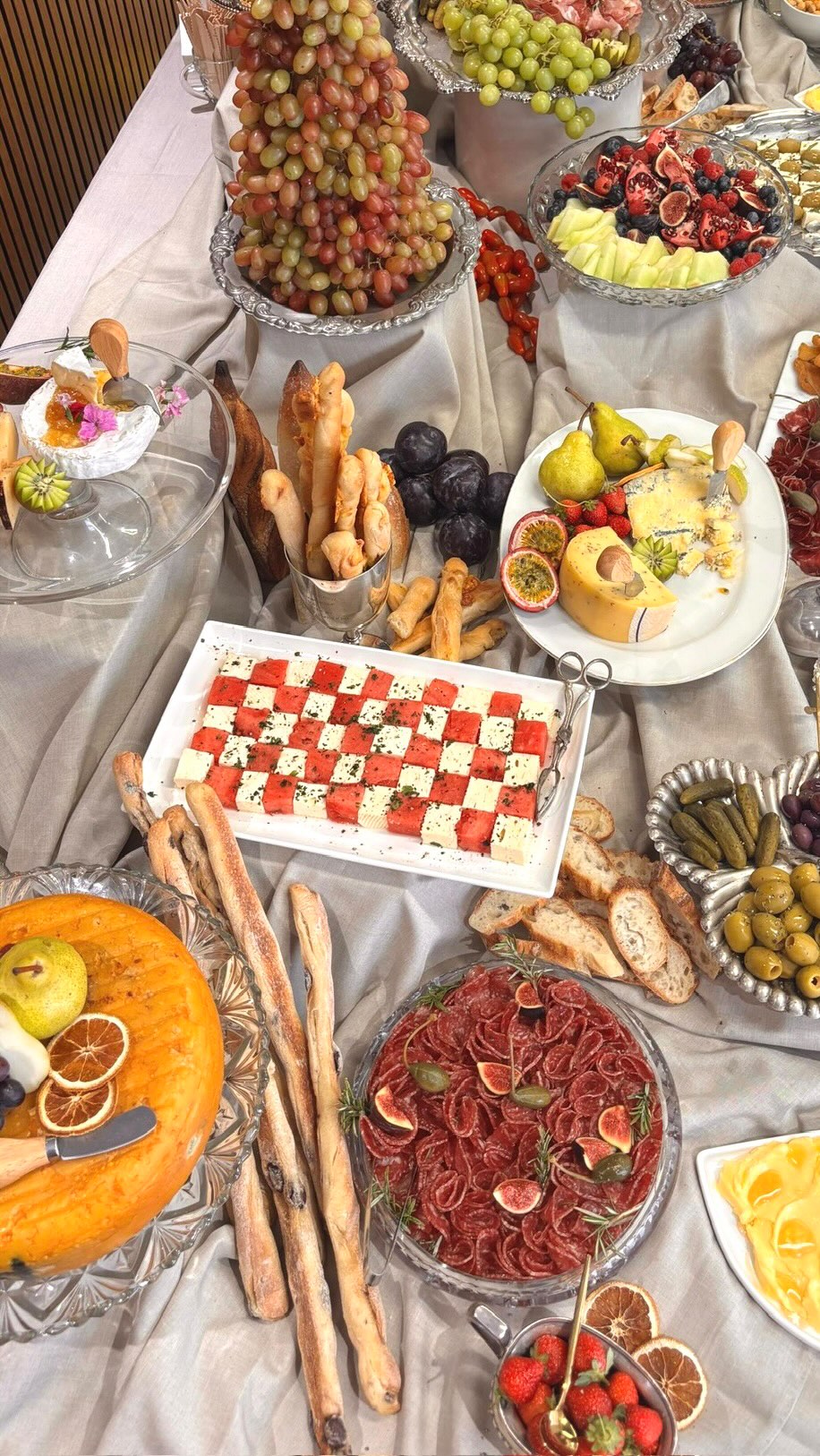 We love creating edible art for some of the most special events 🎨🍇
This styled grazing table is from @scape_magazine’s recent shoot for the Awards of Excellent - highlighting some of the best talent in architecture and design ✨
Explore our grazing options with the link in our bio.