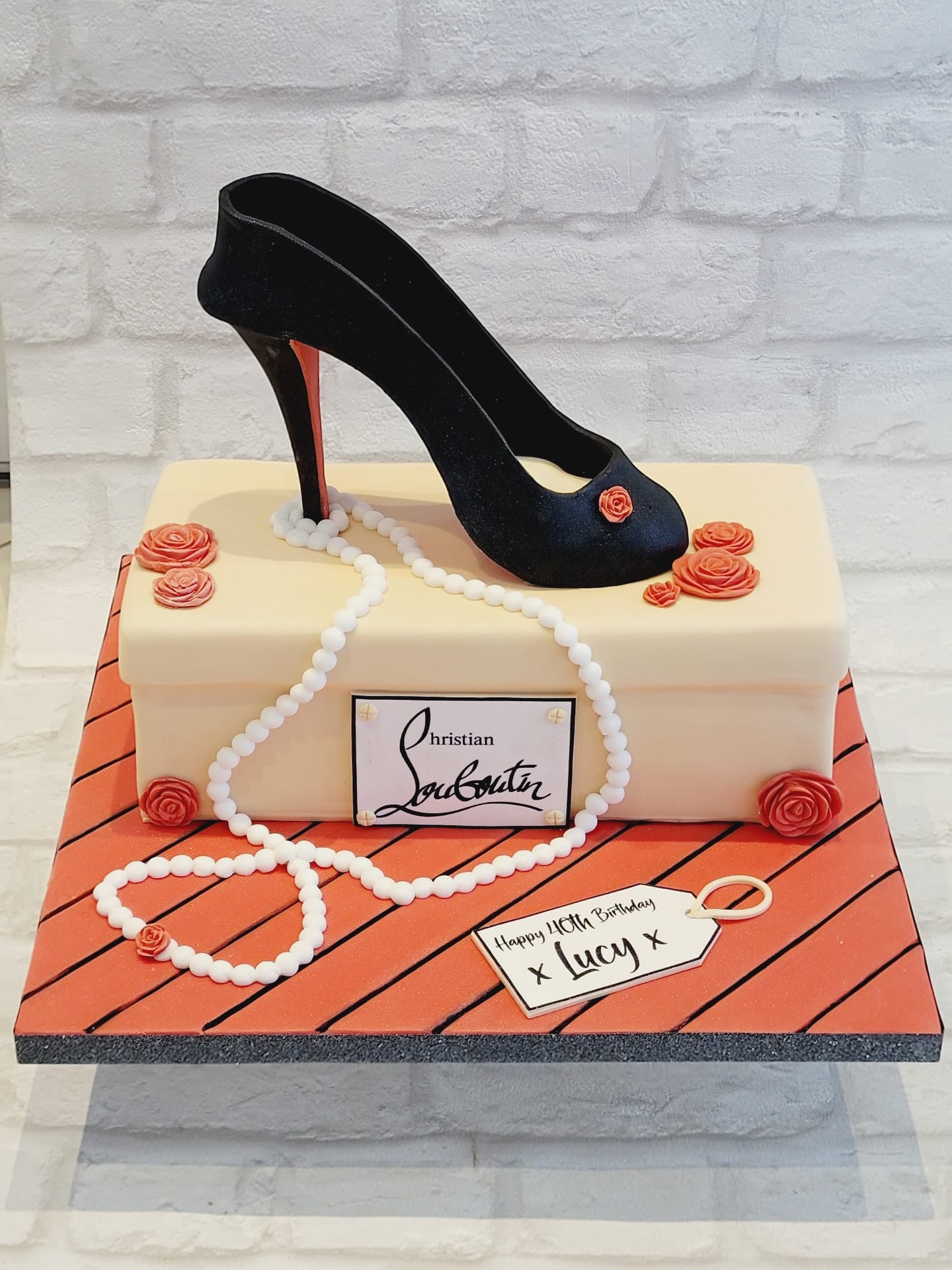 Step into luxury with this show-stopping birthday cake 👠✨
Inspired by the iconic elegance of Christian Louboutin, this design brings together timeless style and edible artistry. From the signature red sole heel to delicate sugar roses and pearl detailing, every element was crafted to celebrate in true glamour.
#BirthdayCakeIdeas #LuxuryCake #DesignerCake #CakeArt #CelebrationCake