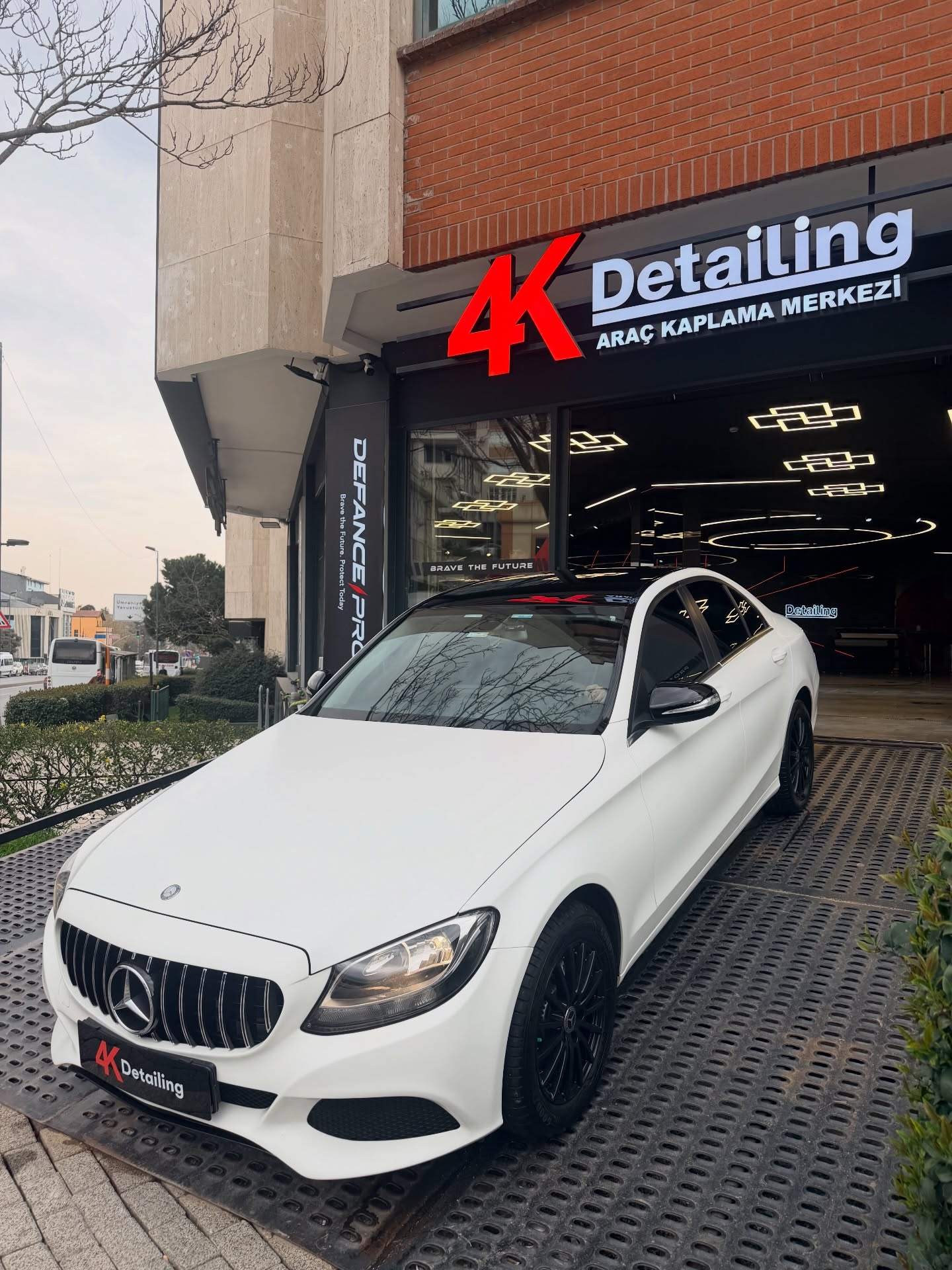 4K Detail’de bir MERCEDES C200 daha,
MAT SERİSİ PPF ile baştan sona koruma altına alındı. 🛡️
Detaylı yüzey hazırlığı, kusursuz uygulama ve premium işçilik…
Hem maksimum koruma hem de mat görünüm ✨
✅ Komple PPF Kaplama
🎁 Ön 2 Cam Filmi
🎁 Multimedya Ekran Koruma
🎁 Ön Cam Seramik Kaplama
4K Detail ayrıcalığıyla hediye edilmiştir. 👏
🛡️ Defance Pro,
7 yıl NFC garanti sistemi ile aracınızı uzun yıllar güvenle korur.
💎4K DETAİL Aracınıza Değer Katar.
#defancepro
#PPFKaplama
#matkaplama
#mercedesc200