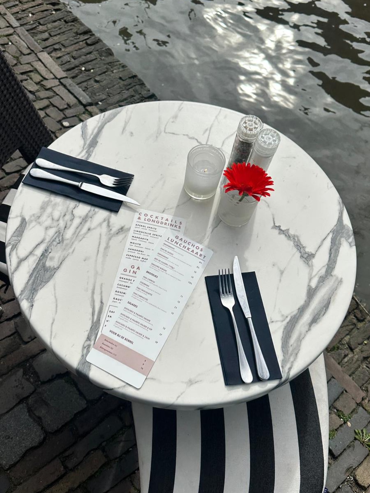 Utrecht is open voor lunch ☀️🍽️
Vanaf vandaag ben je ook in het weekend welkom voor lunch bij Gauchos Utrecht!
🗓️ Dit weekend:
Vrijdag vanaf 12:00 uur
Zaterdag vanaf 12:00 uur
Zondag vanaf 17:00 uur
🗓️ Maandag (Pasen):
Vanaf 12:00 uur
👉 Vanaf volgend weekend:
Vrijdag, zaterdag & zondag vanaf 12:00 uur
Zin in zon, steak en een goed glas wijn aan de gracht? 🔥
Wij staan voor je klaar.
#Gauchos #Utrecht #Lunchutrecht #Aandegracht