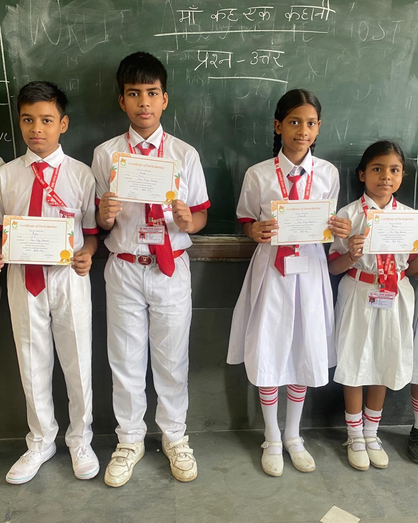 Celebrating the Success of SNAP at Hari Vidya Bhawan School!
We’re delighted to share the amazing journey of our School Nutrition Awareness Program (SNAP) conducted for the enthusiastic 5th standard students at Hari Vidya Bhawan School. Over six engaging sessions, students explored the essentials of nutrition and healthy eating habits through interactive questions and fun learning activities.
A huge congratulations to the winning team for their outstanding participation and performance! And to all our wonderful students, thank you for your incredible effort and enthusiasm.
We’re so proud of these young minds for their dedication to learning about the importance of nutrition. Together, we’re making strides toward a healthier, brighter future for our children.
#Foodshaala #SNAP #NutritionAwareness #HealthyKids #FoodEducation #SchoolProgram #HealthyEating #ChildrensHealth #HariVidyaBhawan #HealthyFuture
📸: Highlights from our SNAP sessions with the brilliant students of Hari Vidya Bhawan!