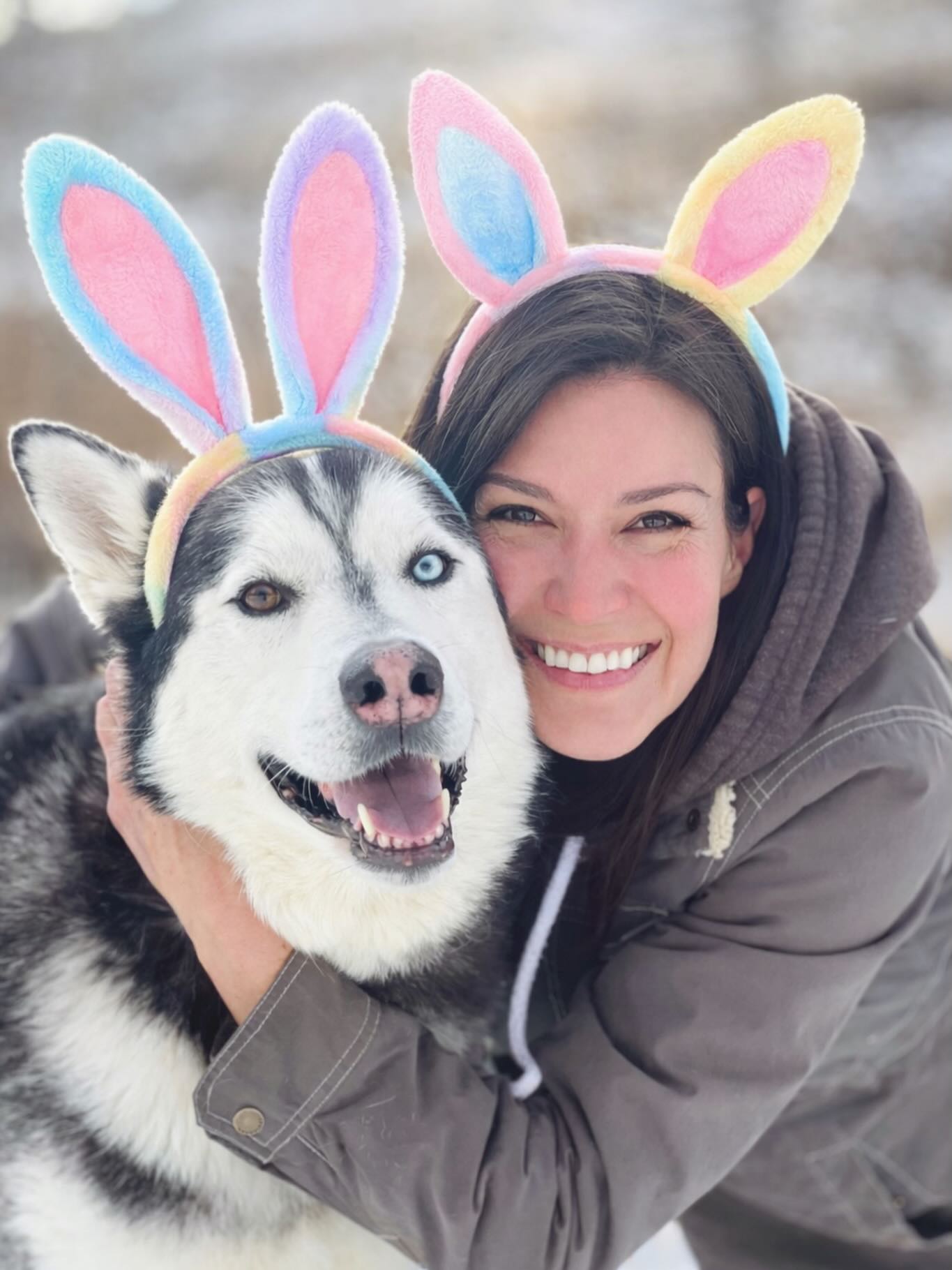 Happy Easter Every-Bunny! ✝️🌷www.woofhoofmewpetsitting.com