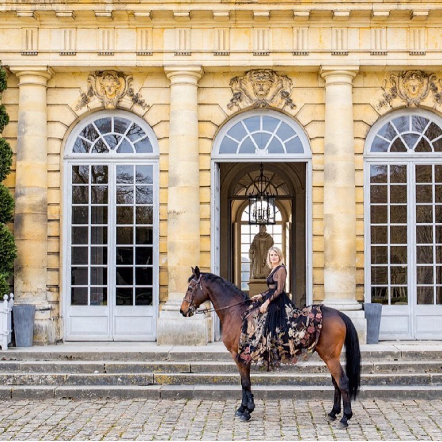 Our very own @_julie.de.noailles and @annalou.gh in @holacom ! #weddingvenue #chateau #holamagazine